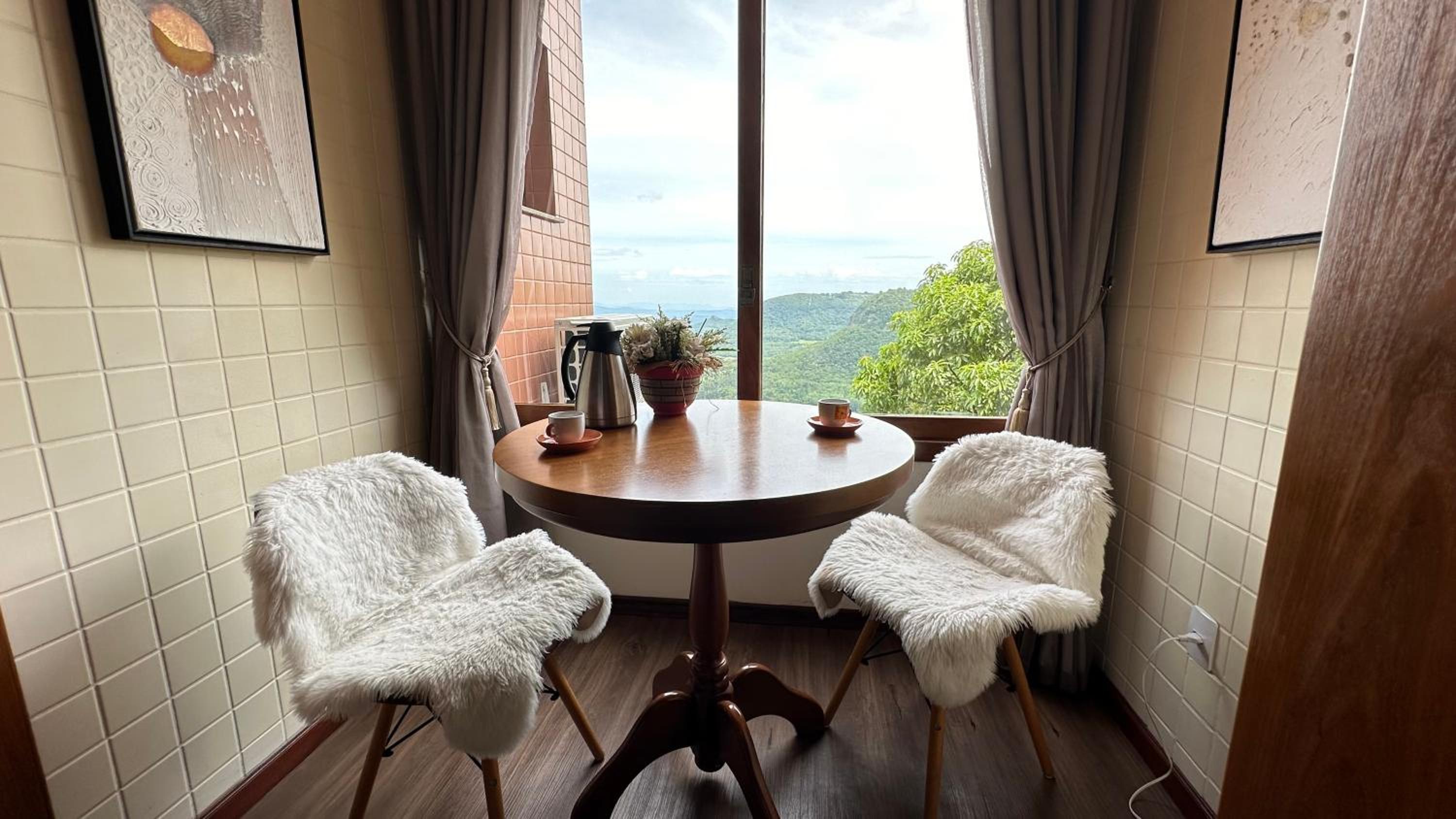Vista Única Gramado|Próx. Centro|Lareira|5 Pessoas