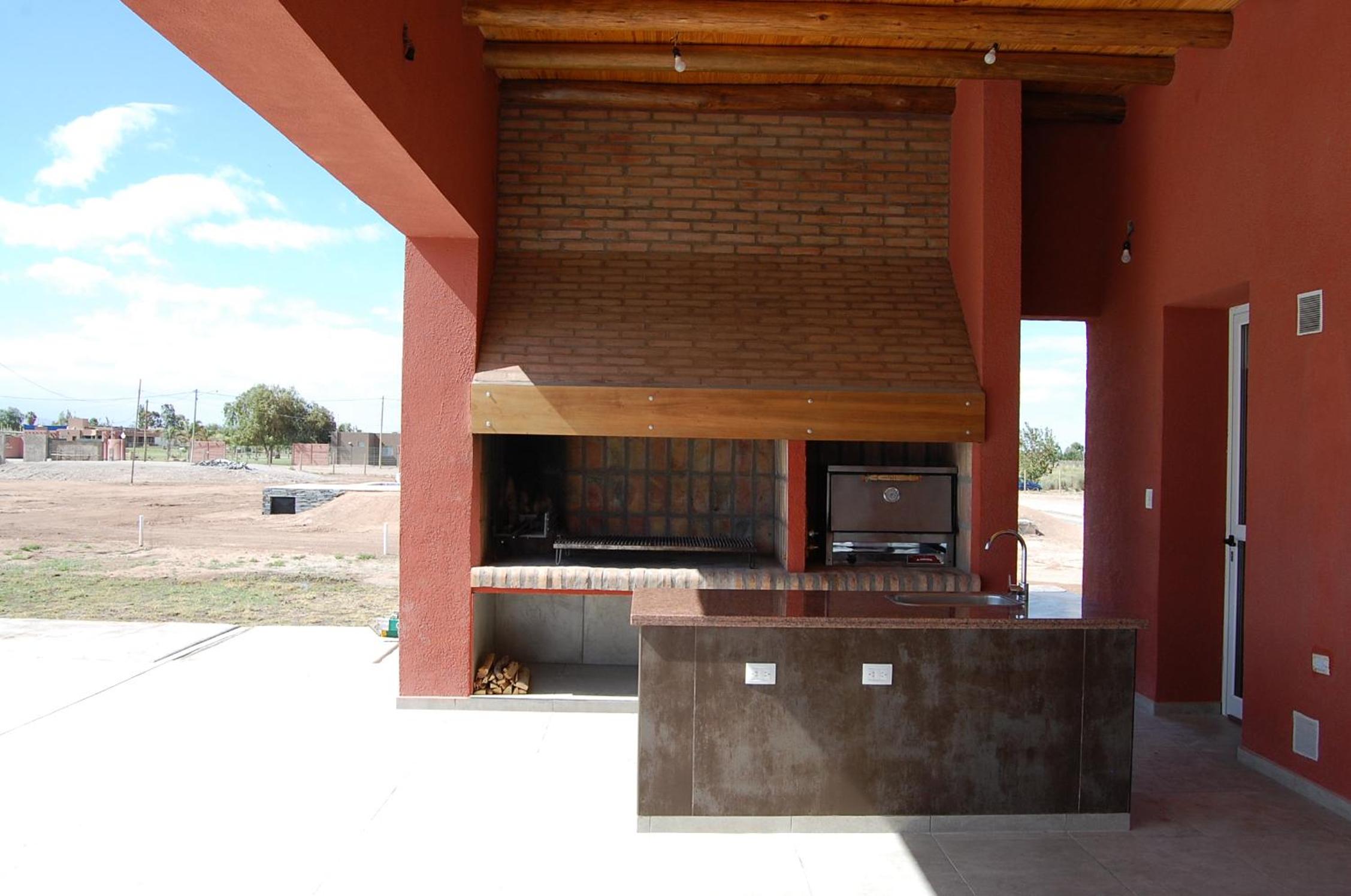 Casa Rojo Teja