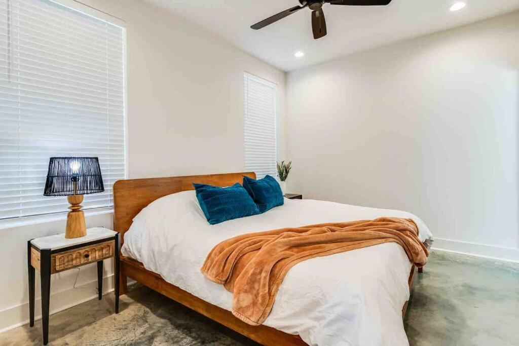 Magnolia house*King Bed*Instant booking*Click now view 3