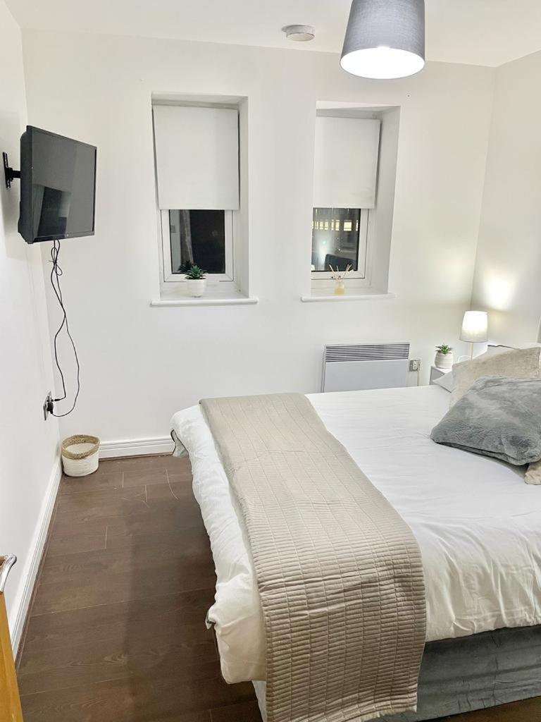 Cozy Apartment in Stratford next to Abba