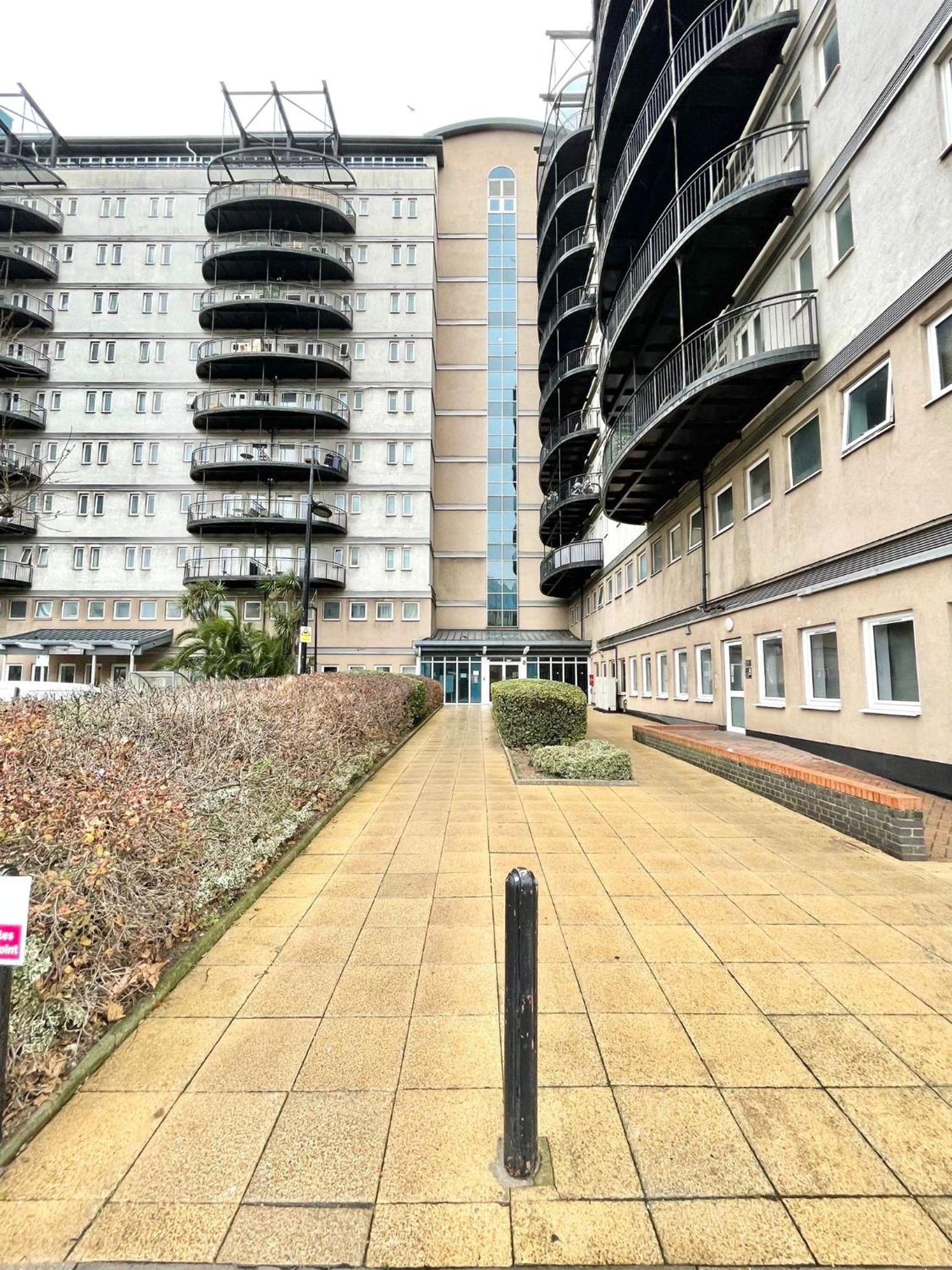 Cozy Apartment in Stratford next to Abba