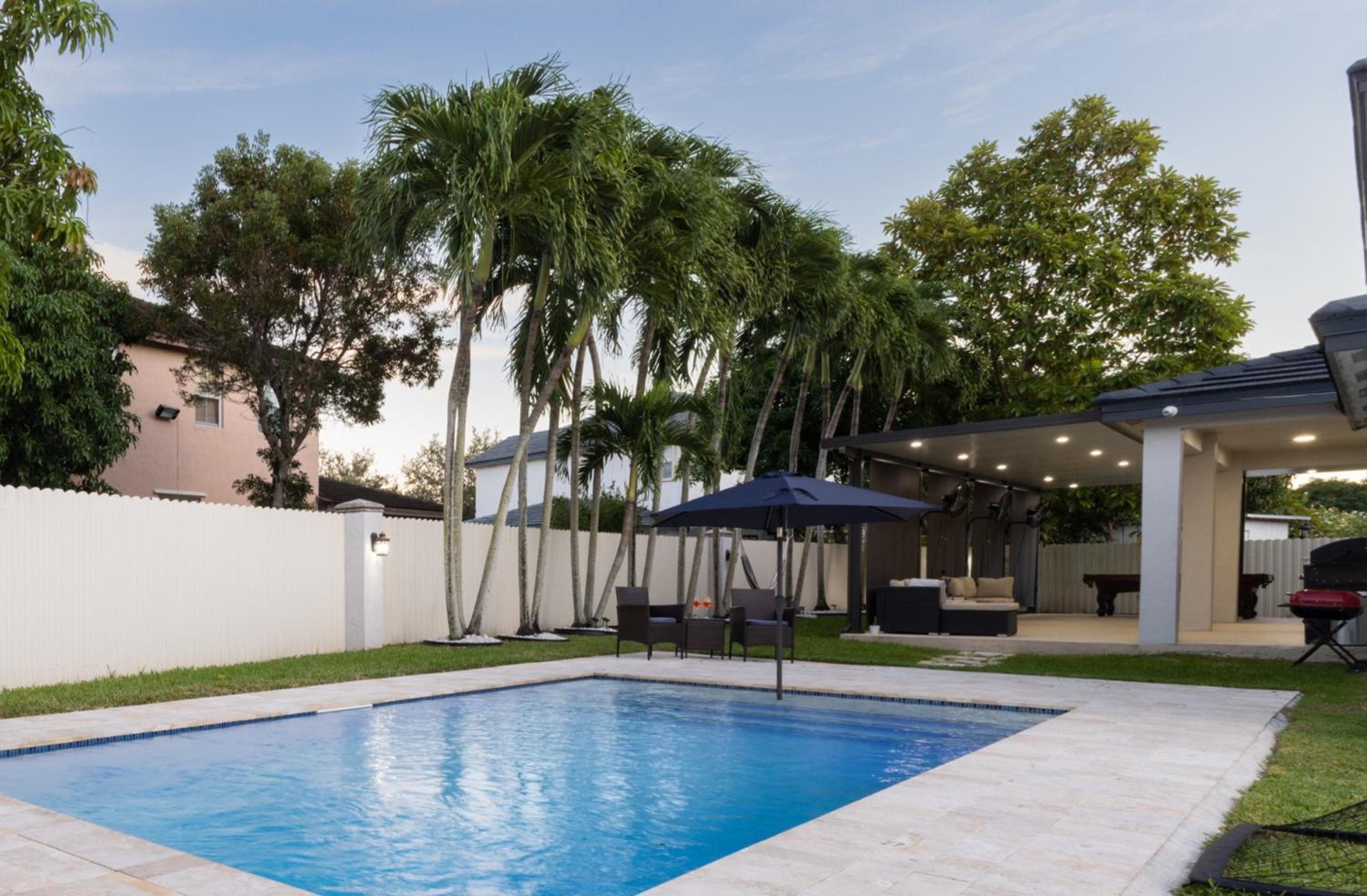 Miami Getaway Heated Pool Villa with Mini Golf & BBQ