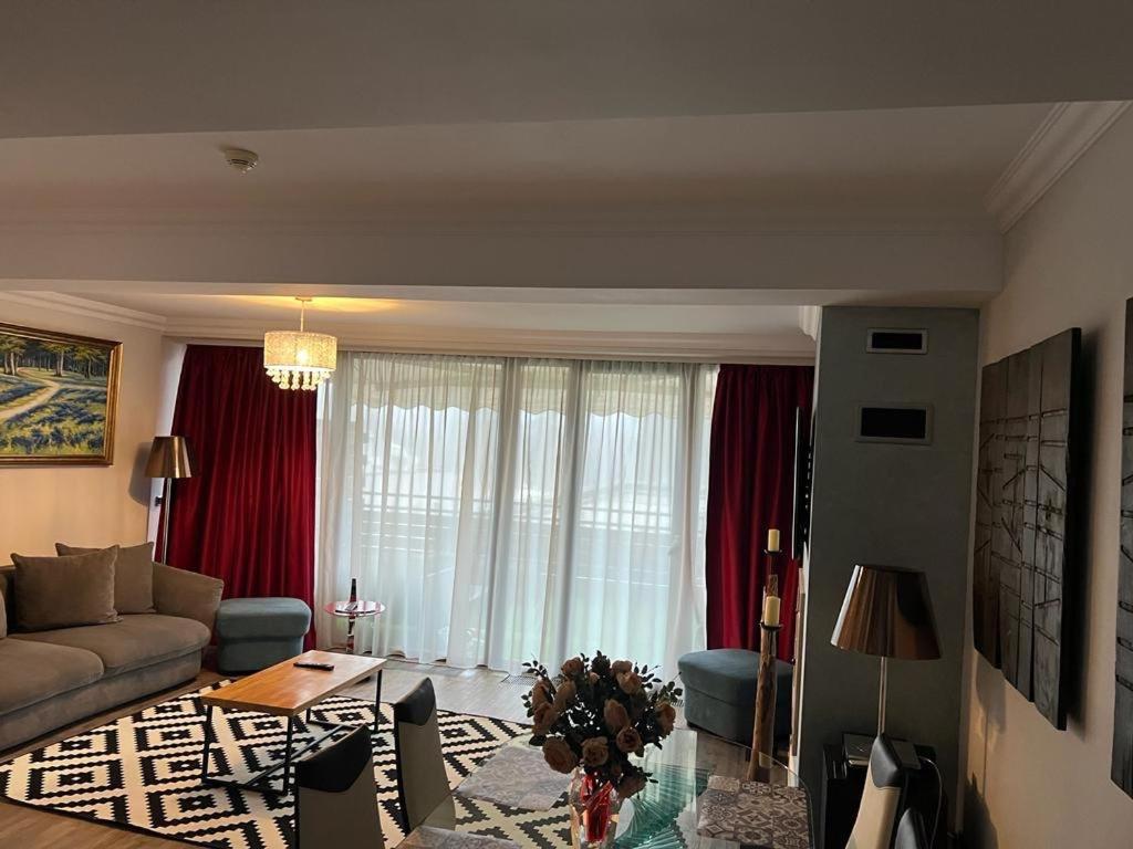 SilverDeluxe
