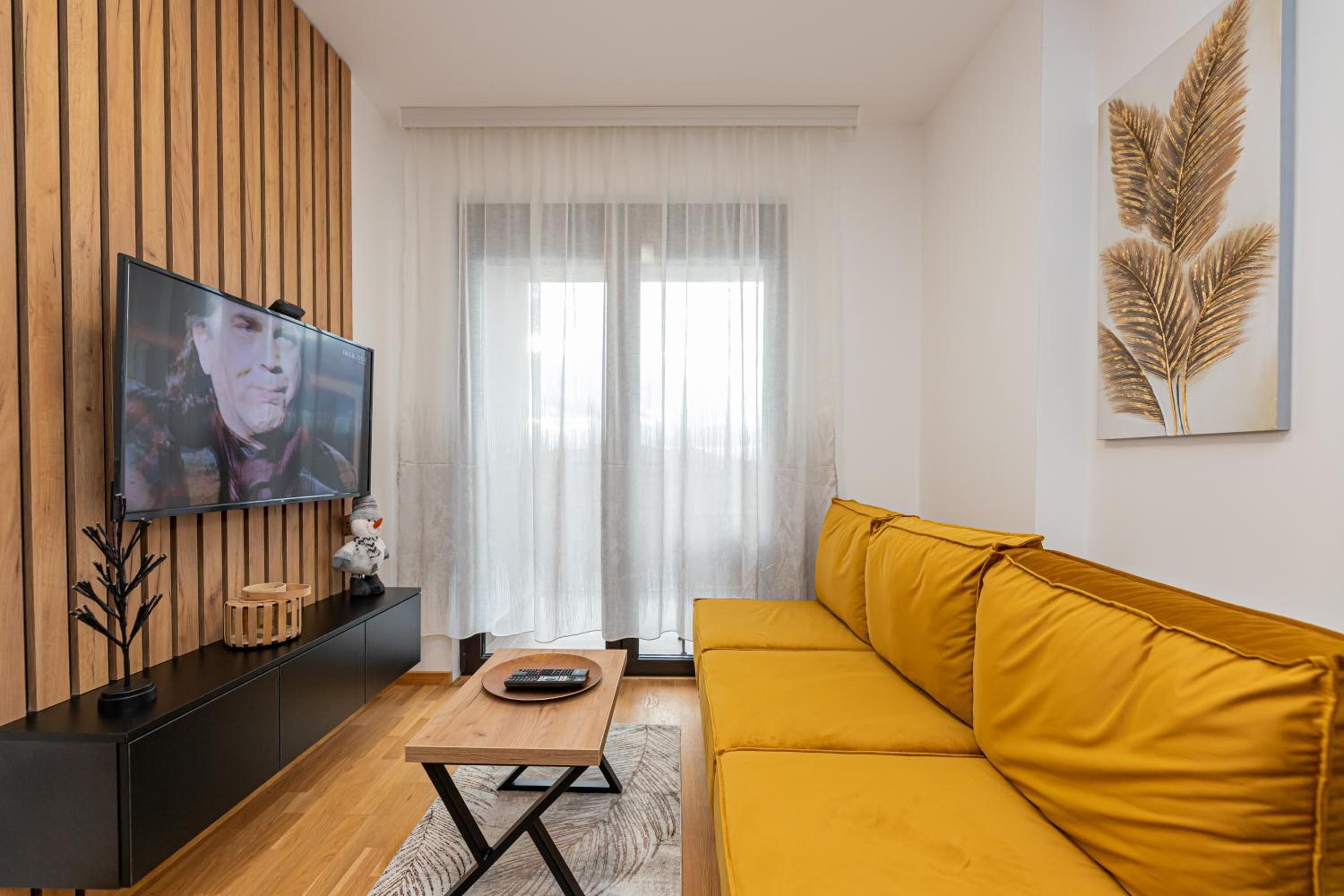 Apartman Victory 77 view 2