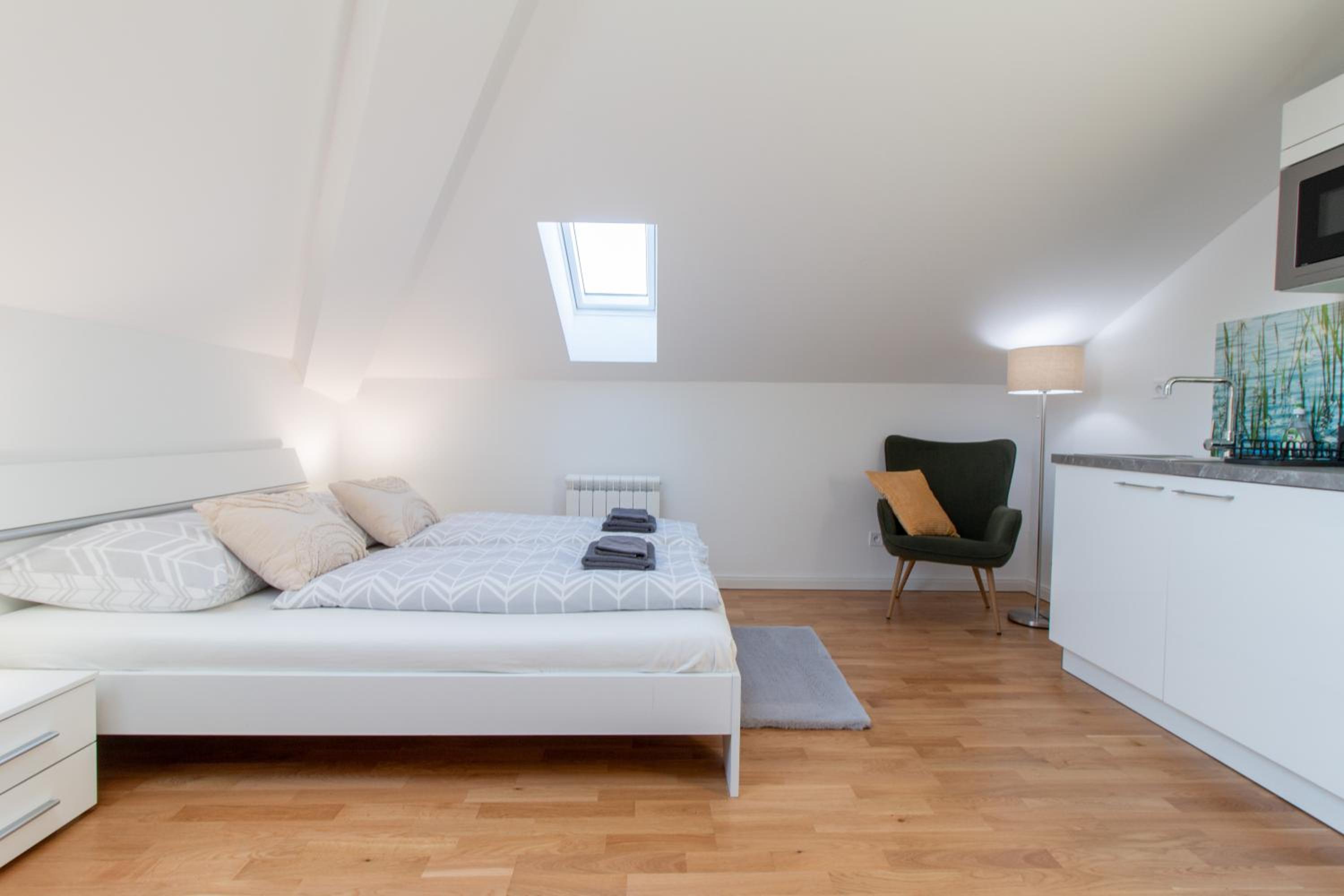 Washingtonova CR apartments