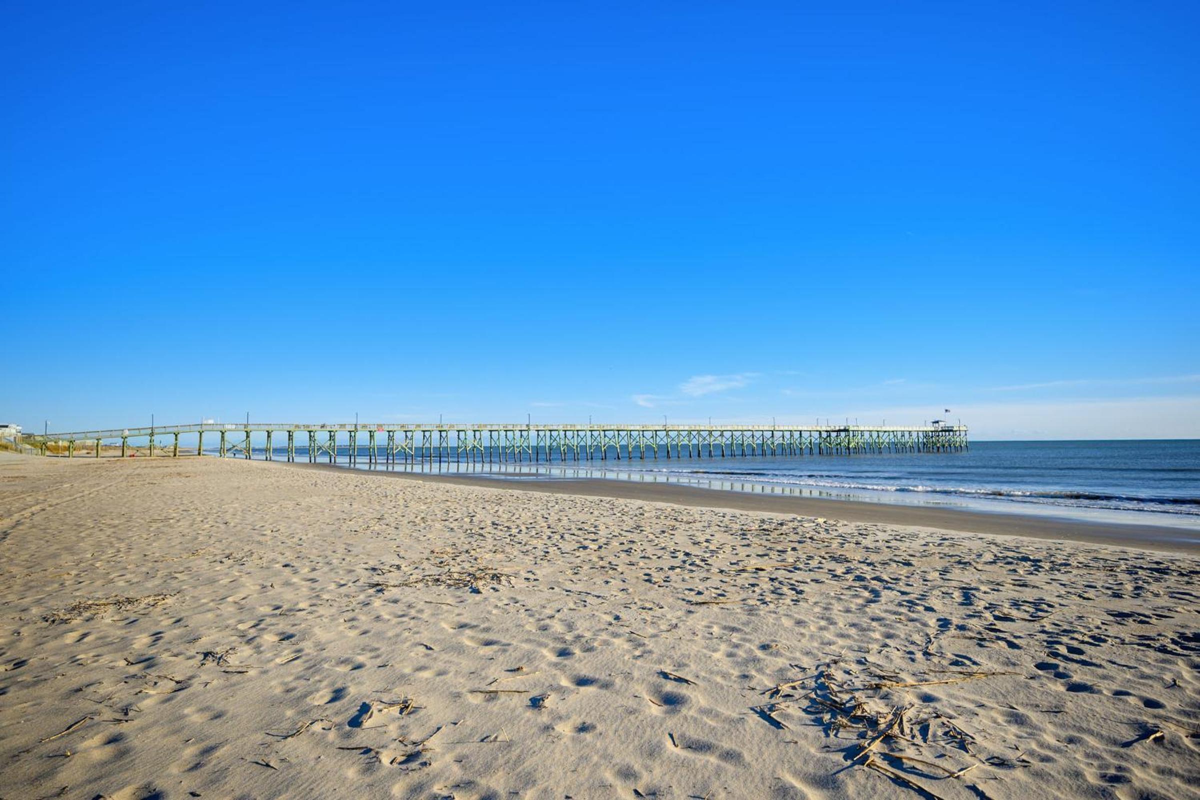 Carolina Dawn by Oak Island Accommodations view 4