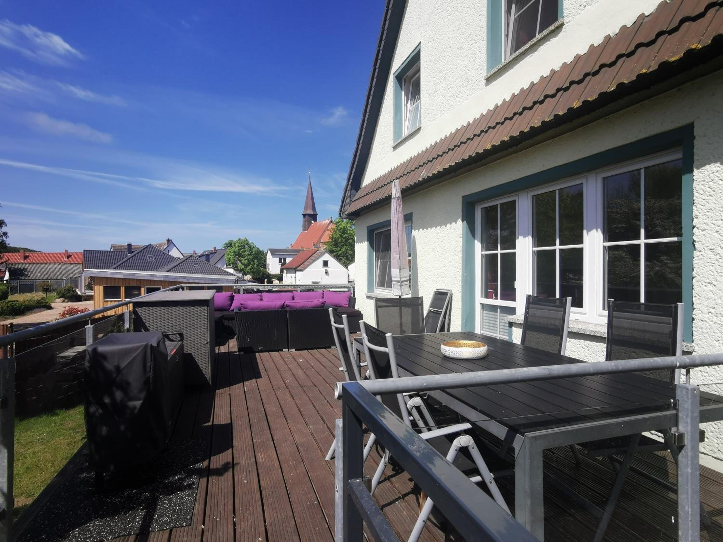 Ruegenferienhaus - Schaprode Hafen