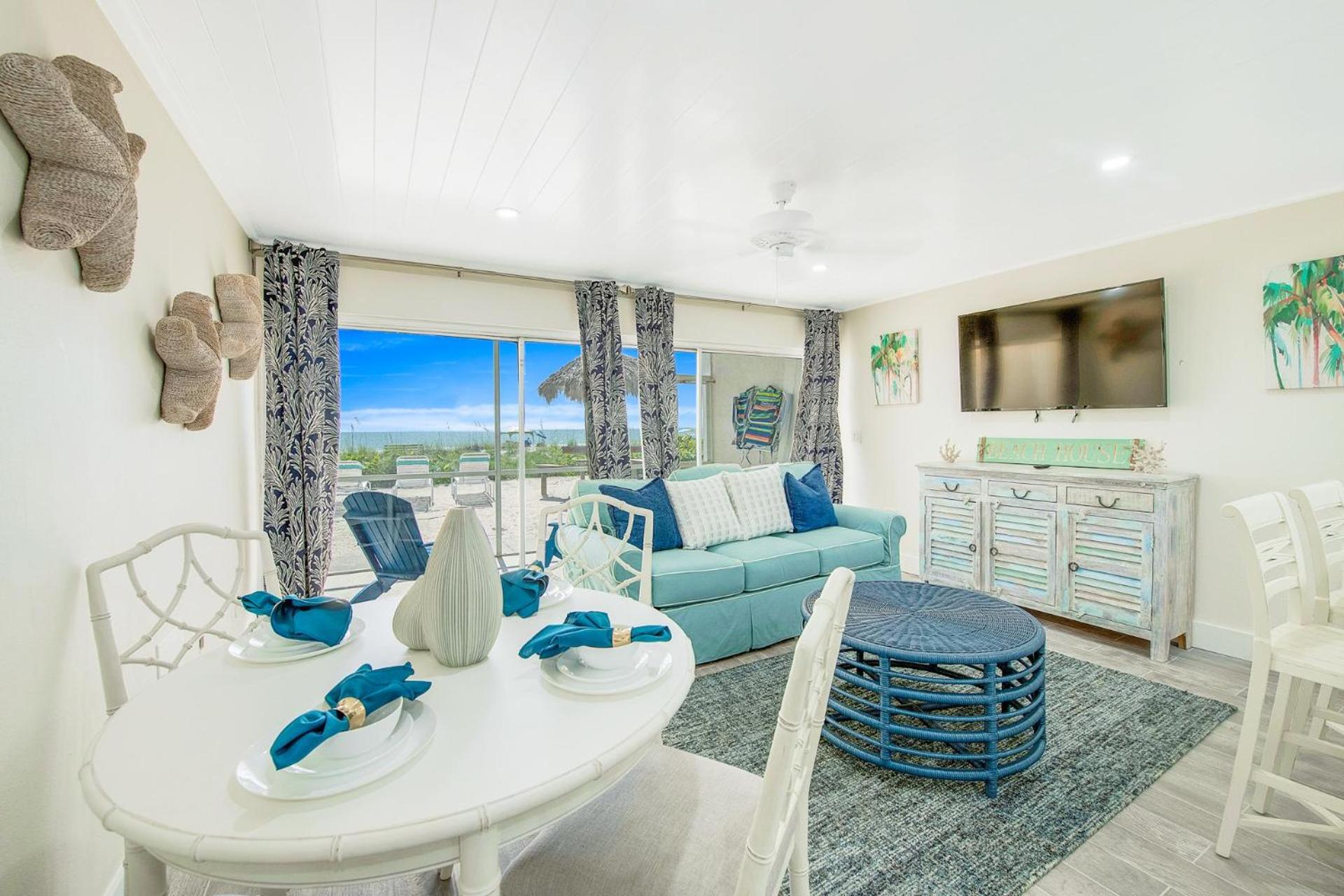 Coconuts Beachfront #107