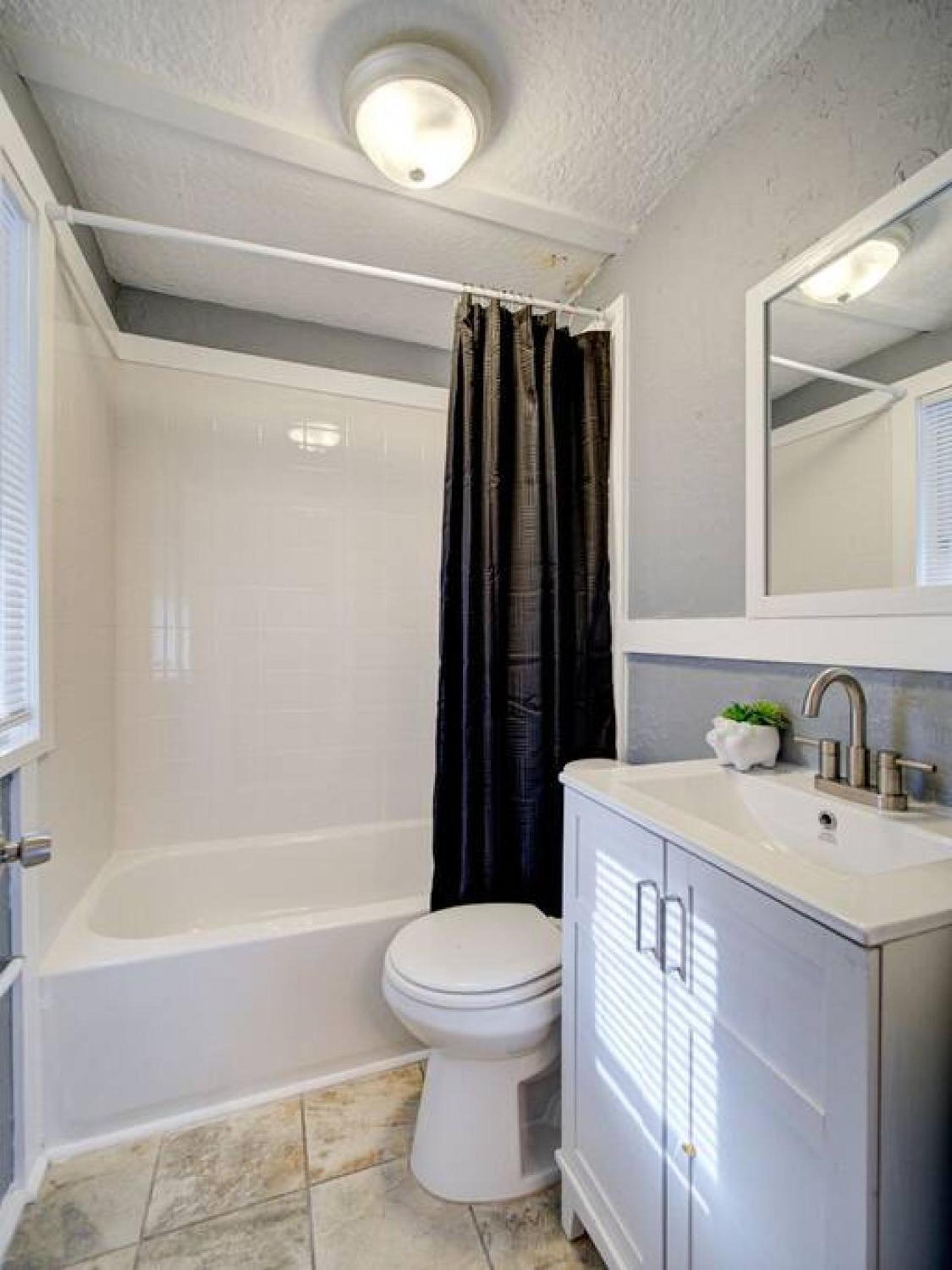 Modern Westshore