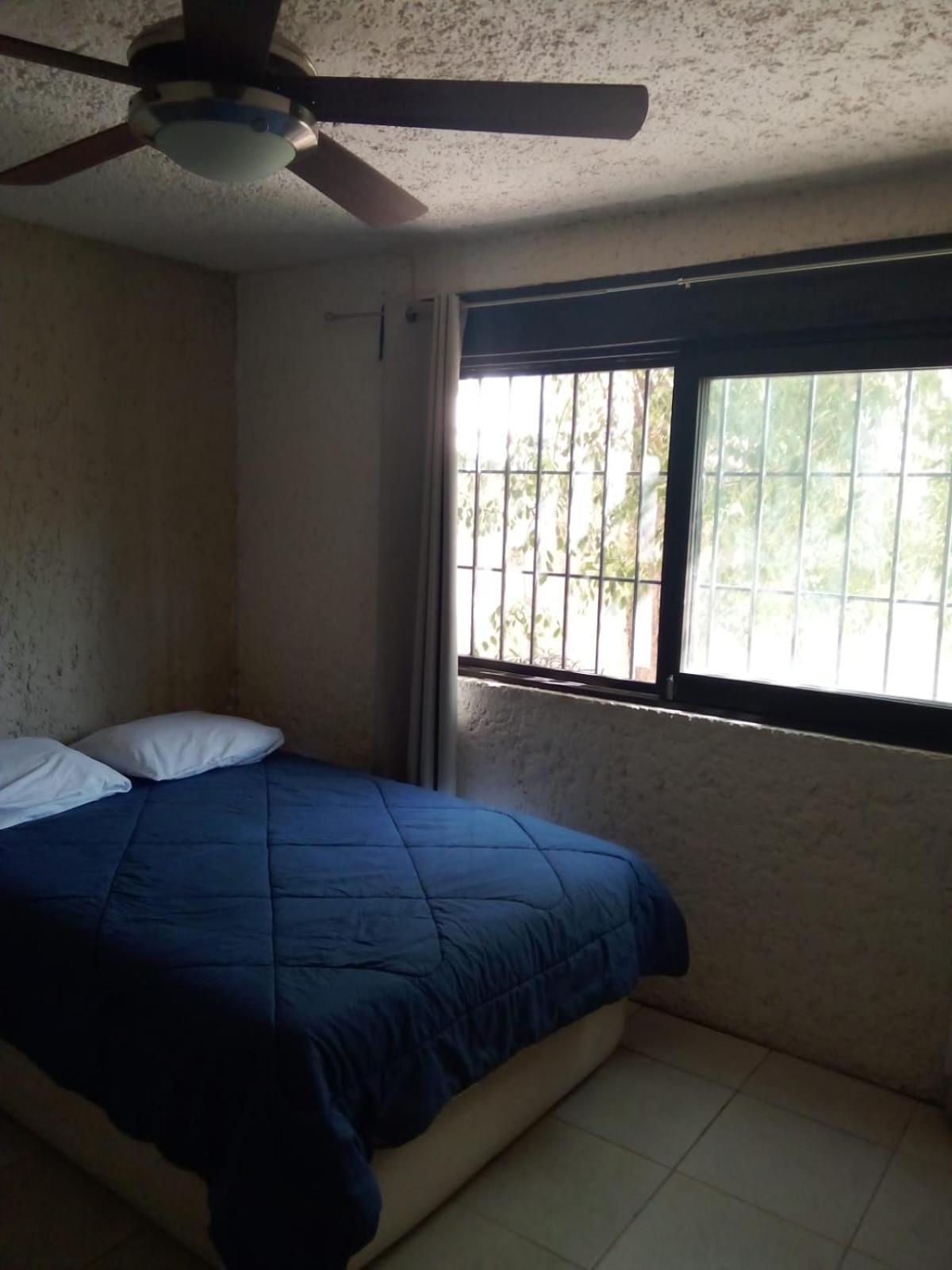 Naranjo Hostel