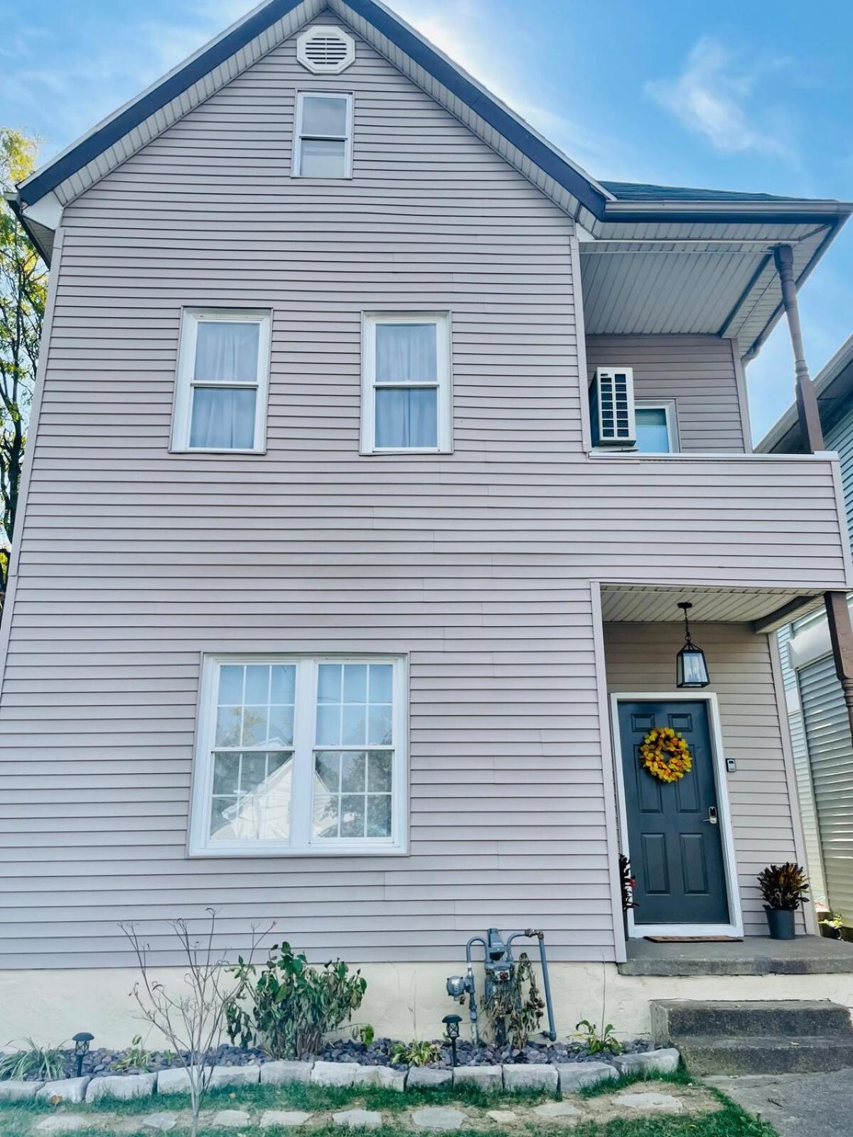 Hotel Suite Home Indiana - Image 1