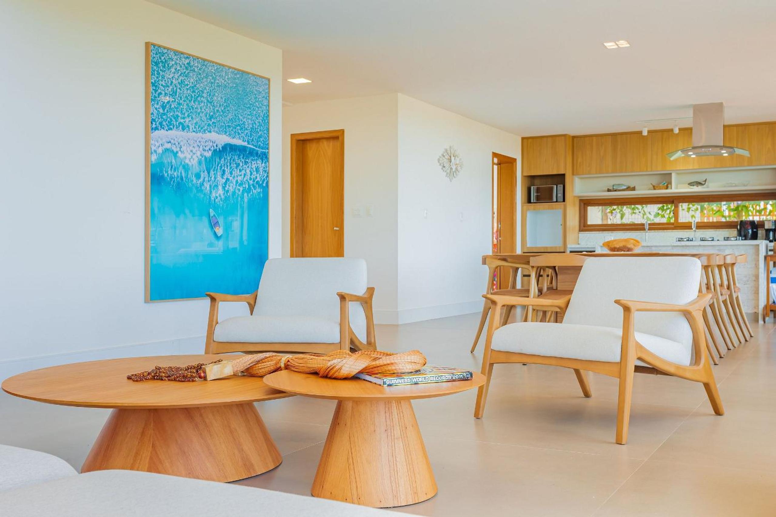 PF54 High Standard House with 5 Suites with Maid Included and Electric Vehicle Charger - Praia do Forte