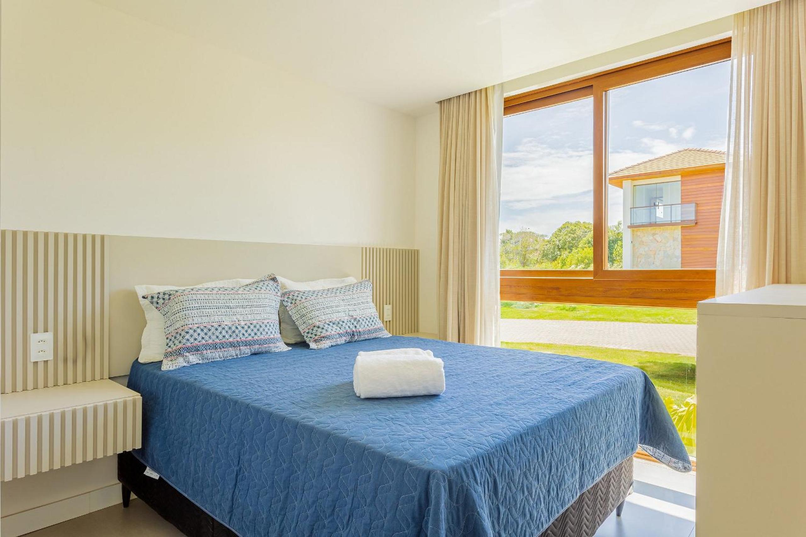 PF54 High Standard House with 5 Suites with Maid Included and Electric Vehicle Charger - Praia do Forte