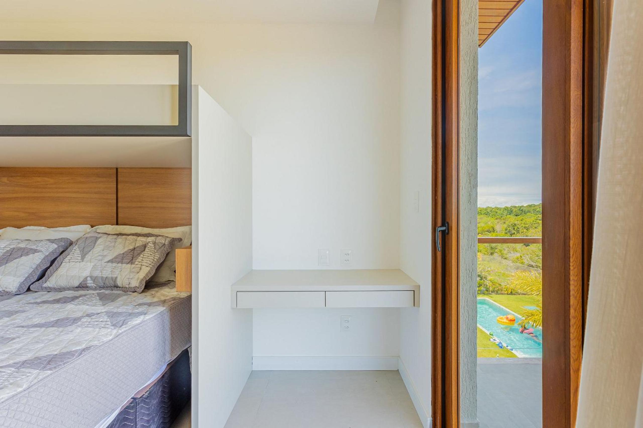 PF54 High Standard House with 5 Suites with Maid Included and Electric Vehicle Charger - Praia do Forte