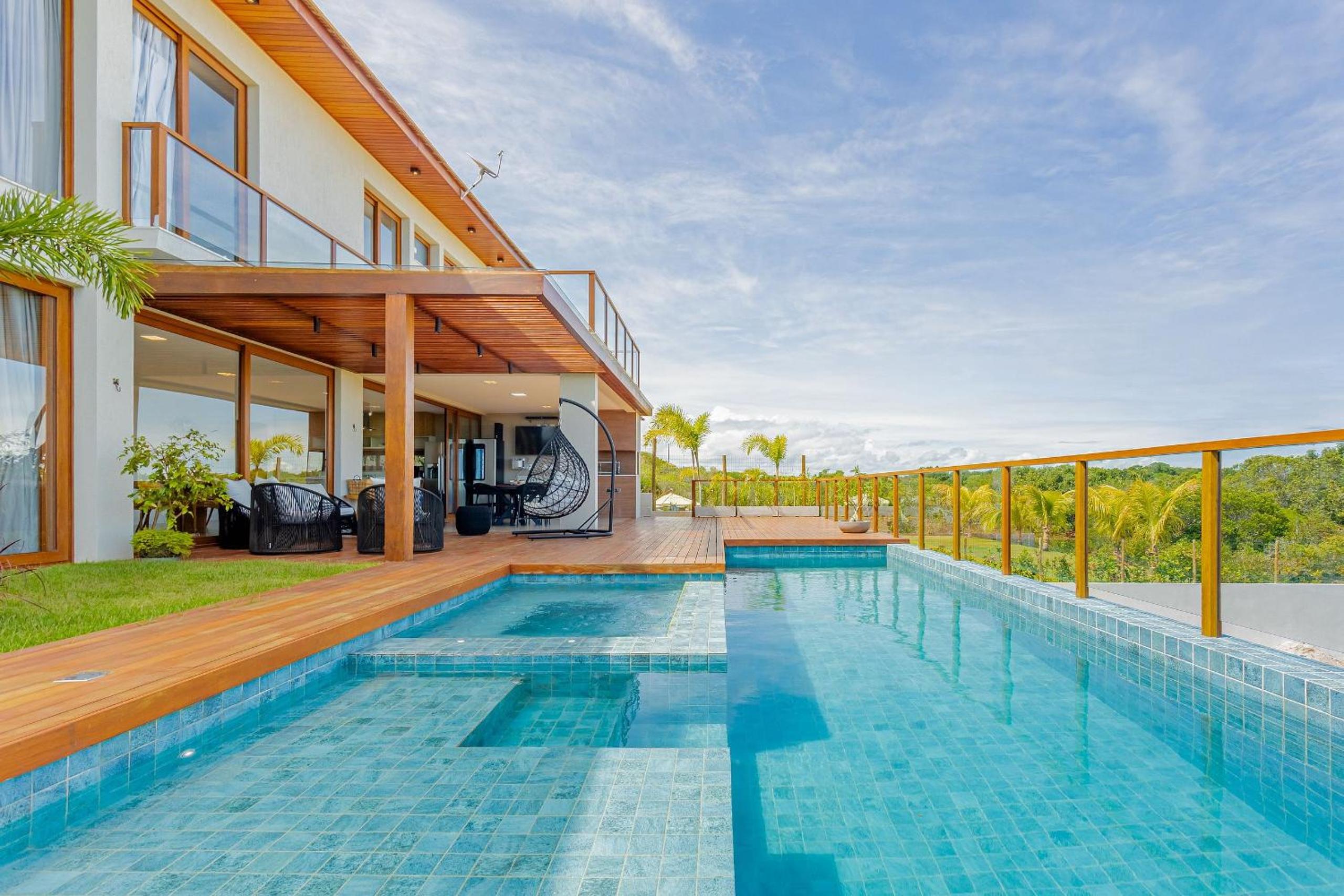 PF54 High Standard House with 5 Suites with Maid Included and Electric Vehicle Charger - Praia do Forte