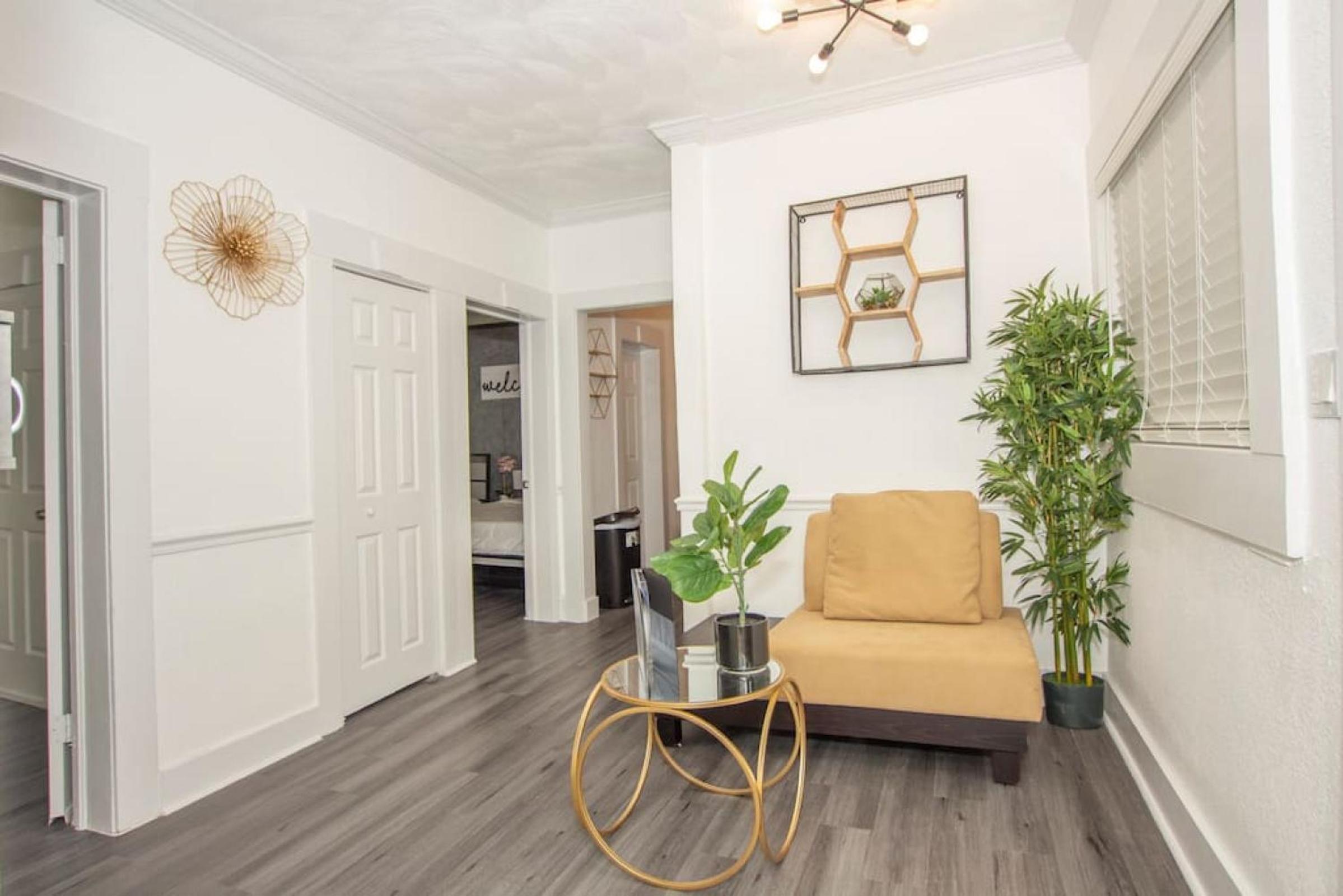 Modern Westshore