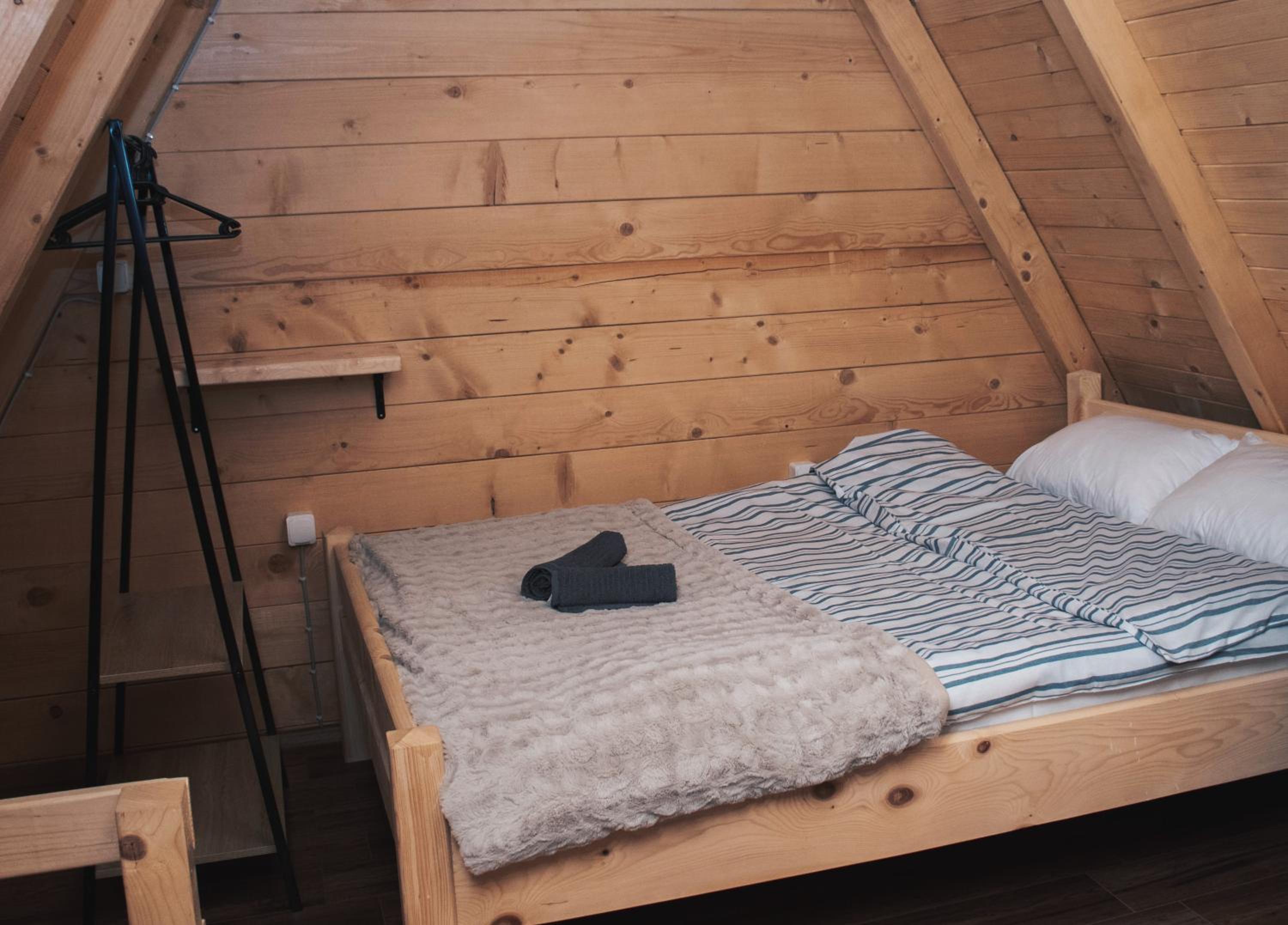 Owl House Jelovica