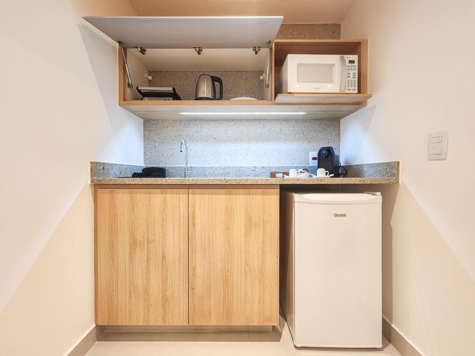 Blu Smart Stay
