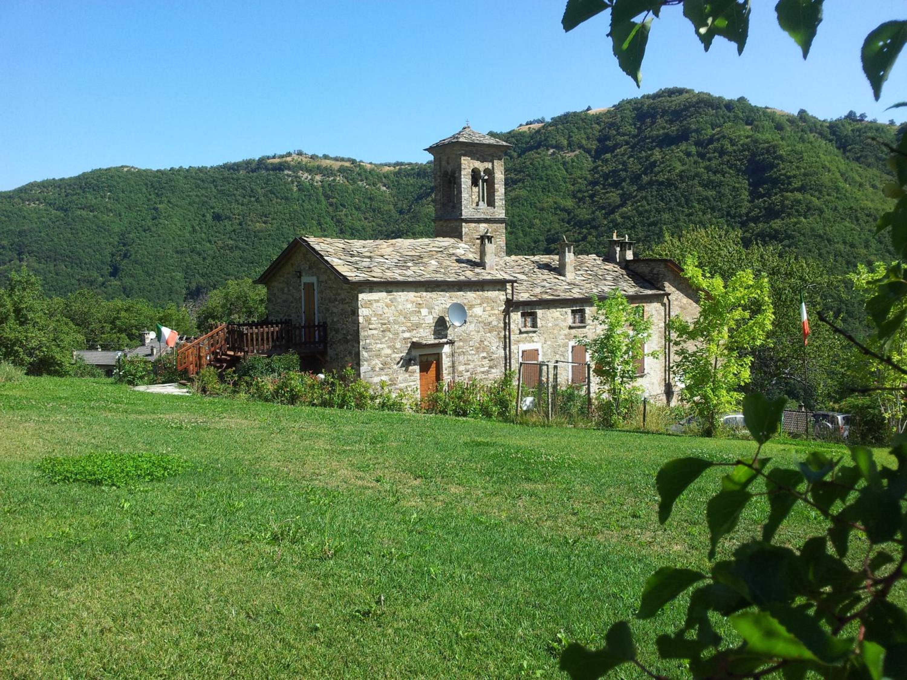 Photo 8