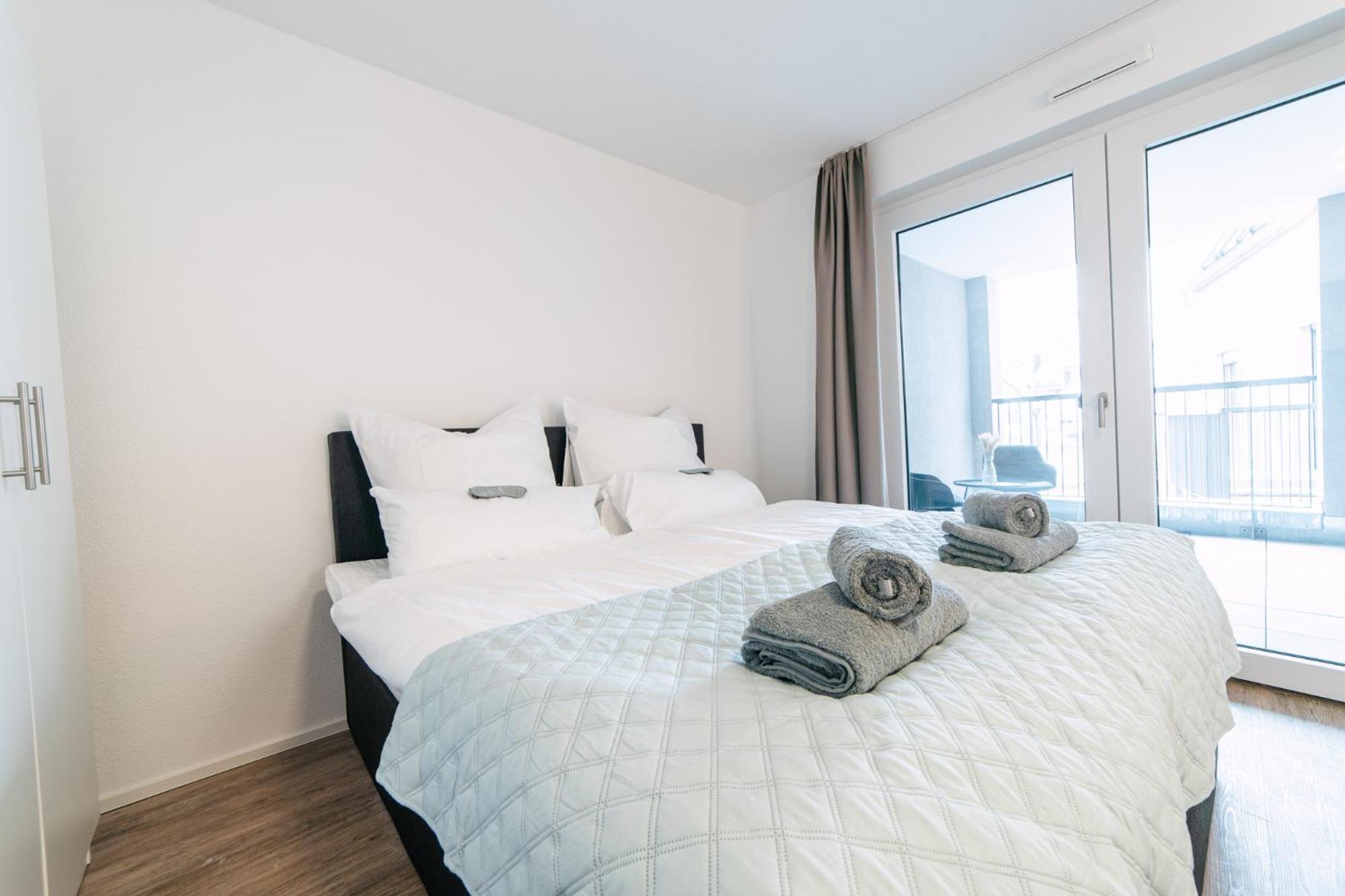 ZENtrahome - Zentral Business Outlet SmartTV Balkon