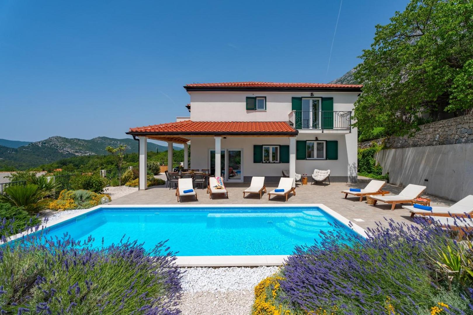 Villa Belina: 4 ensuite bedrooms, game room, heated pool, sauna & gym view 5