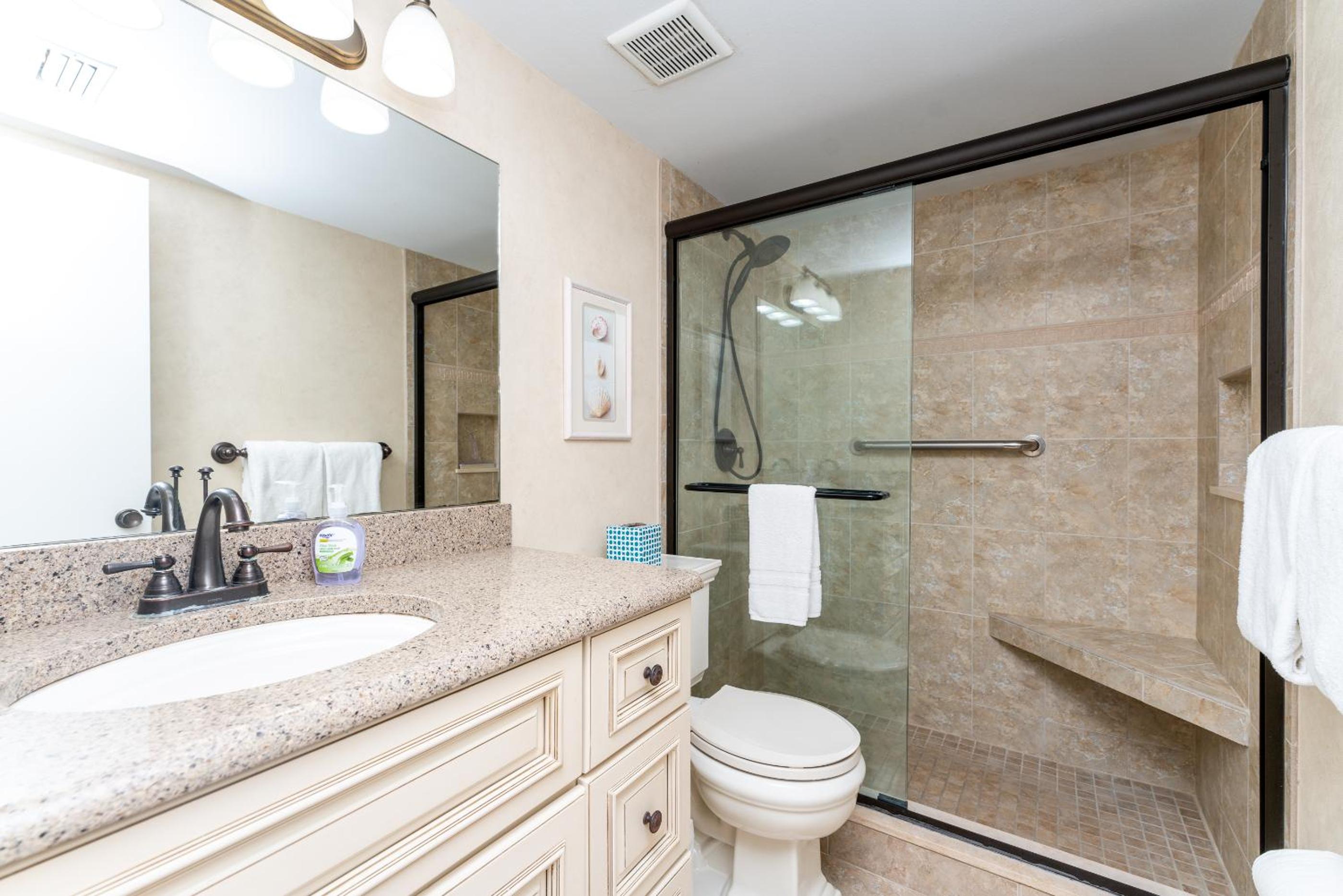 Fabulous Ocean and Pool Views From Balcony & Located on No-Drive Beach