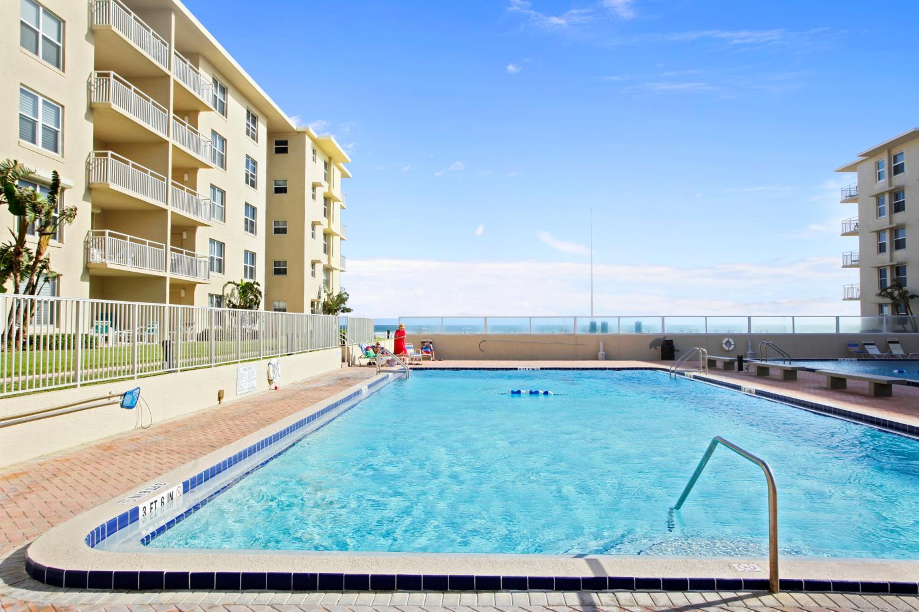 Fabulous Ocean and Pool Views From Balcony & Located on No-Drive Beach