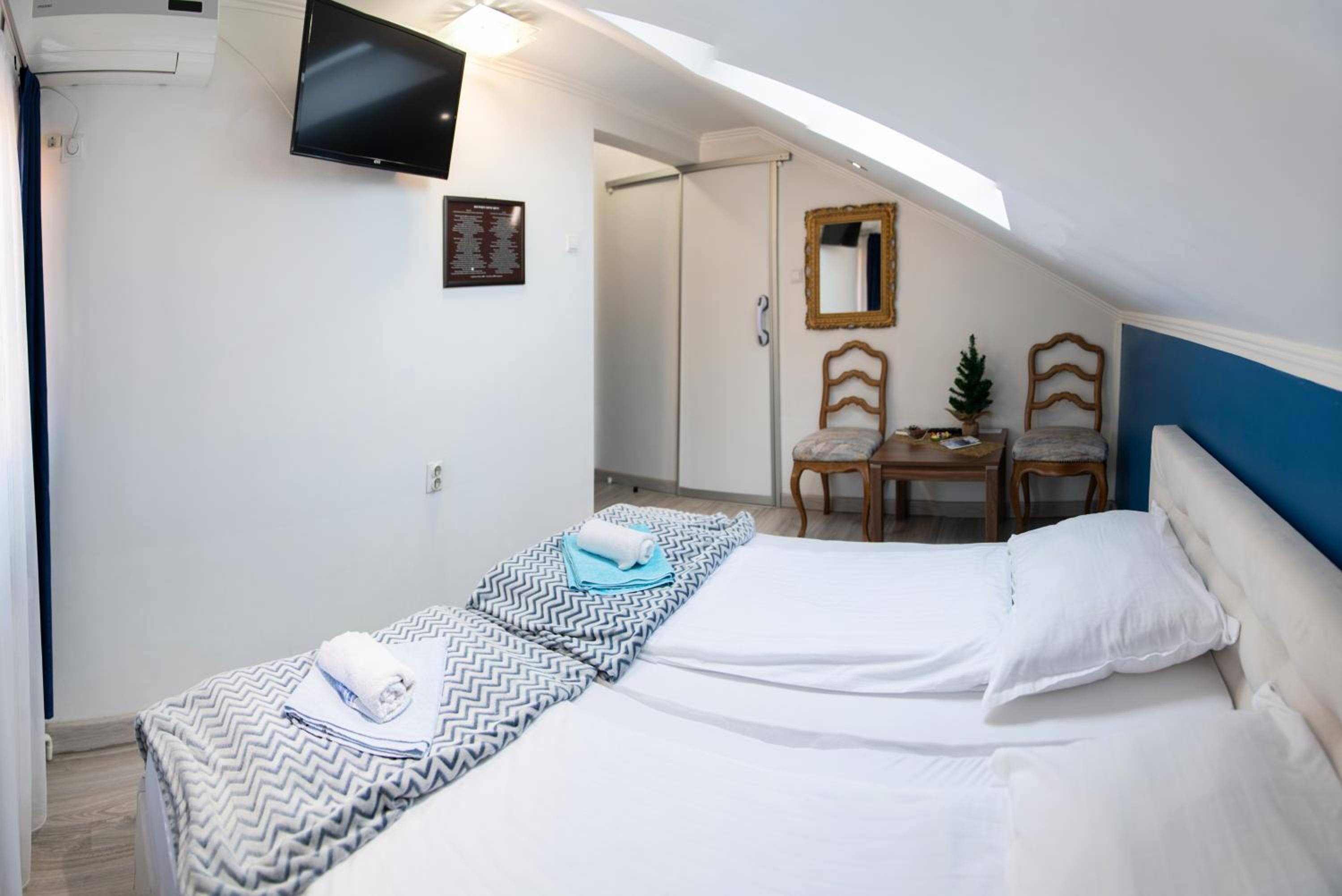 ĆIRO HOTEL -free parking