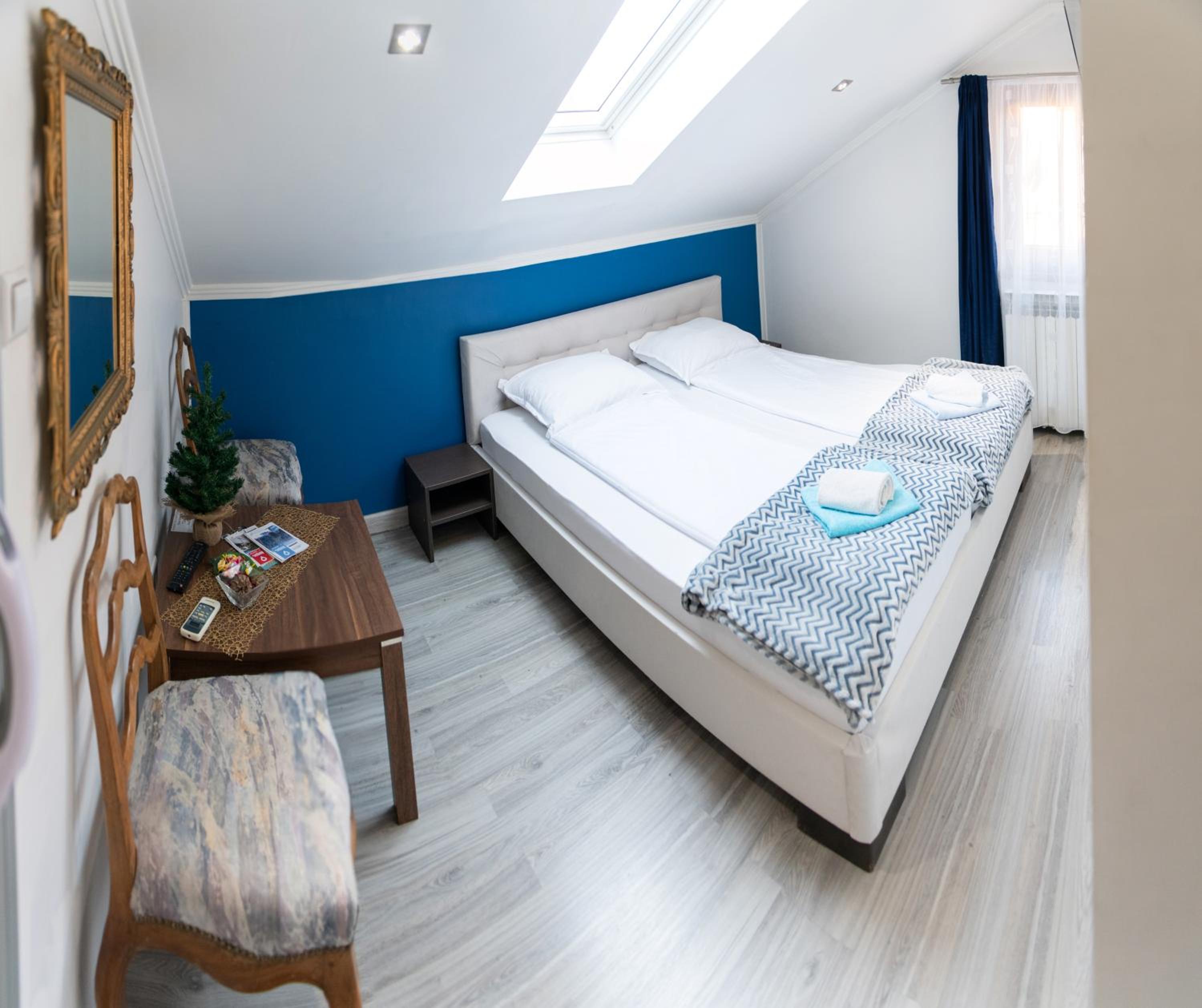 ĆIRO HOTEL -free parking