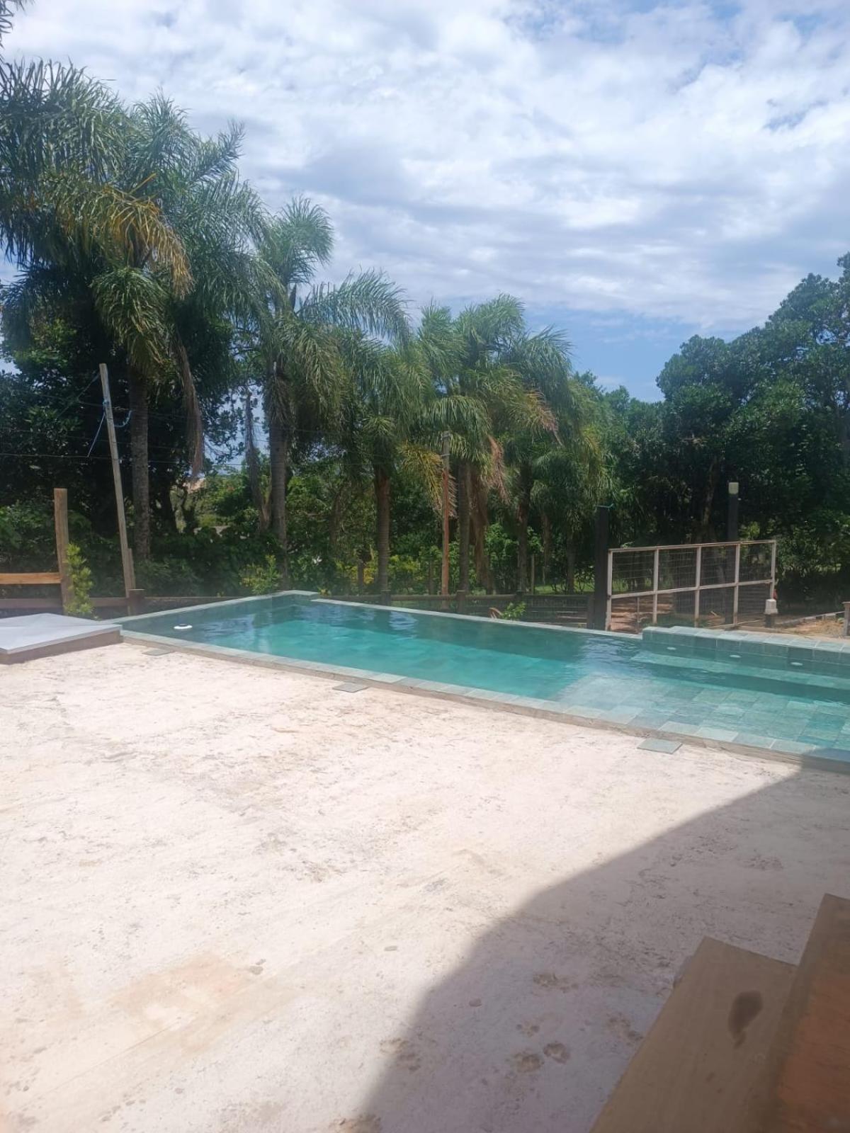 Casa com piscina em Torres