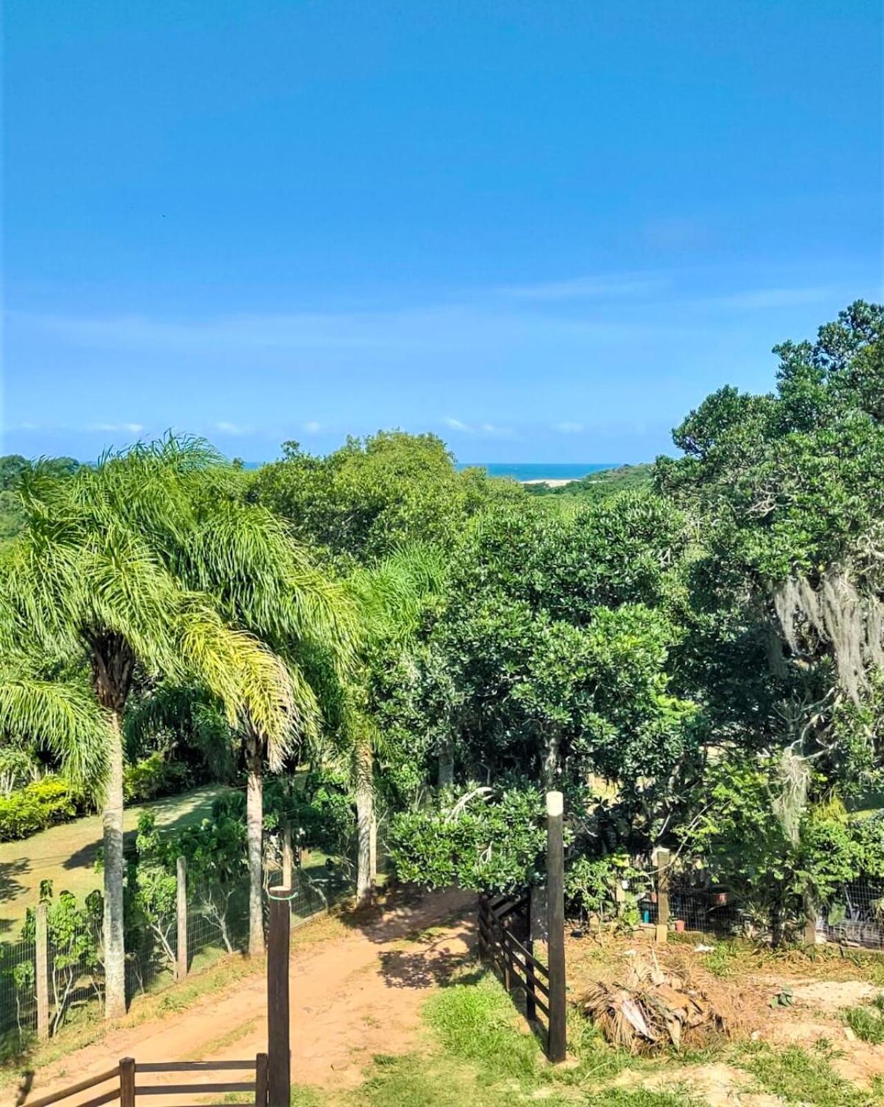 Casa com piscina em Torres