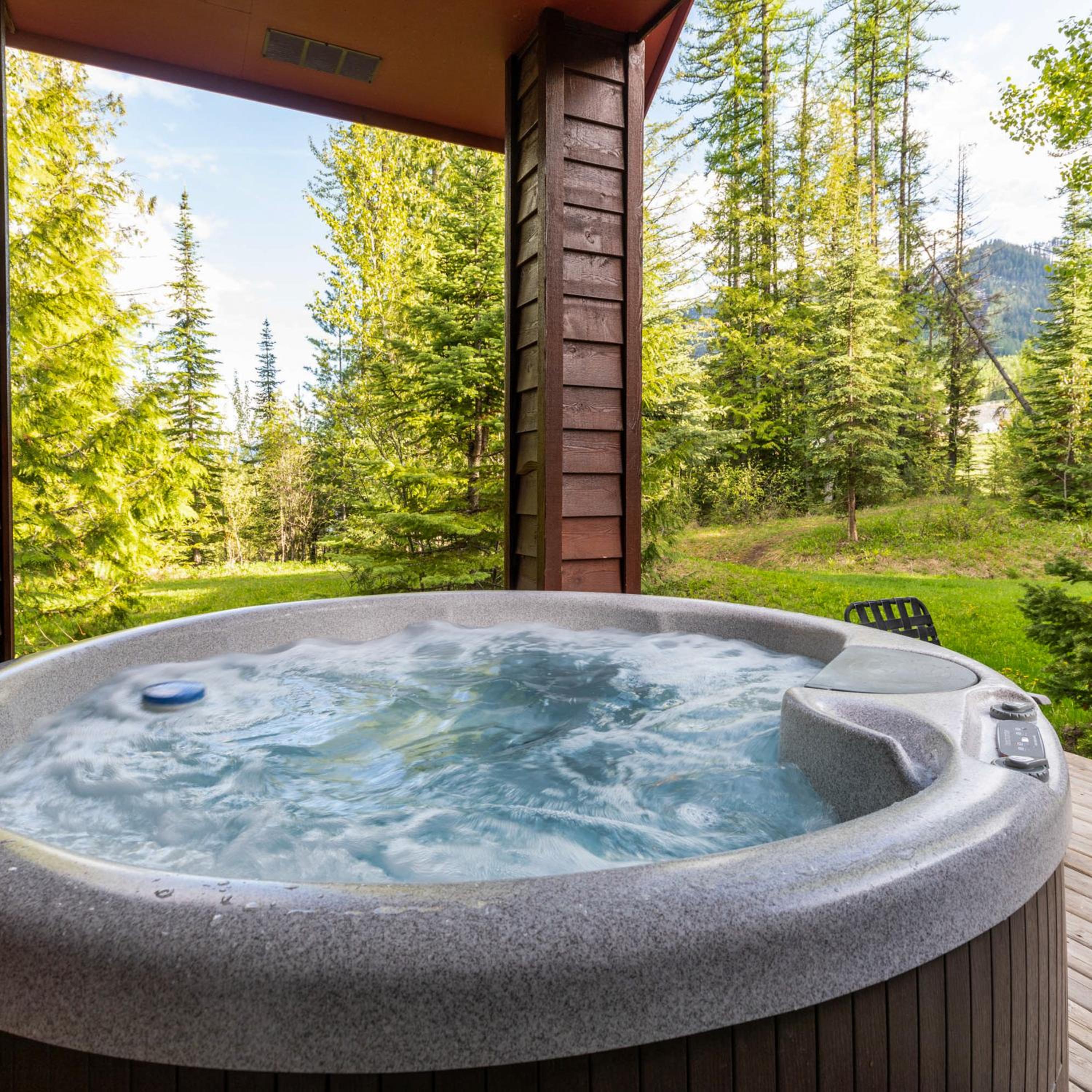 Polar Peak Lodges by Fernie Central Reservations