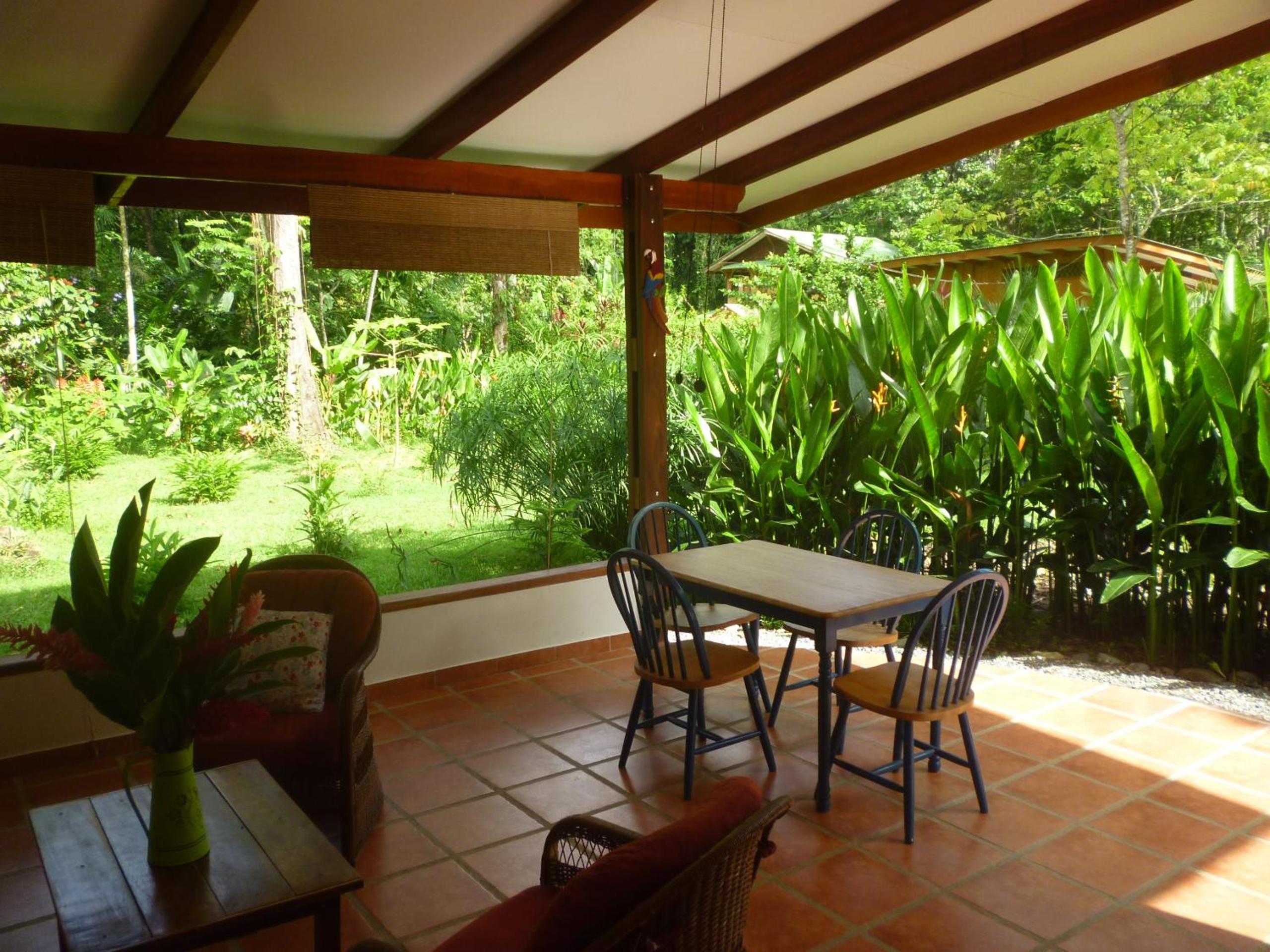 Los Delfines Lodge