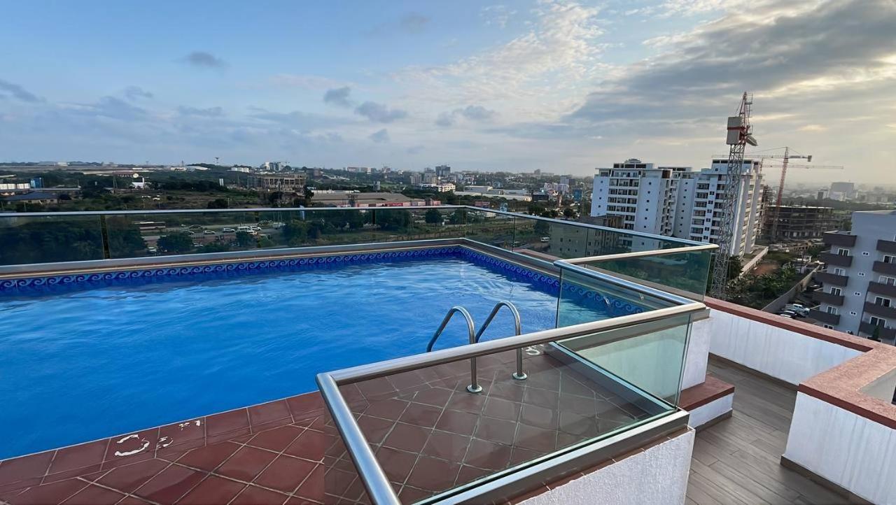 Ultimate Luxury Apartment