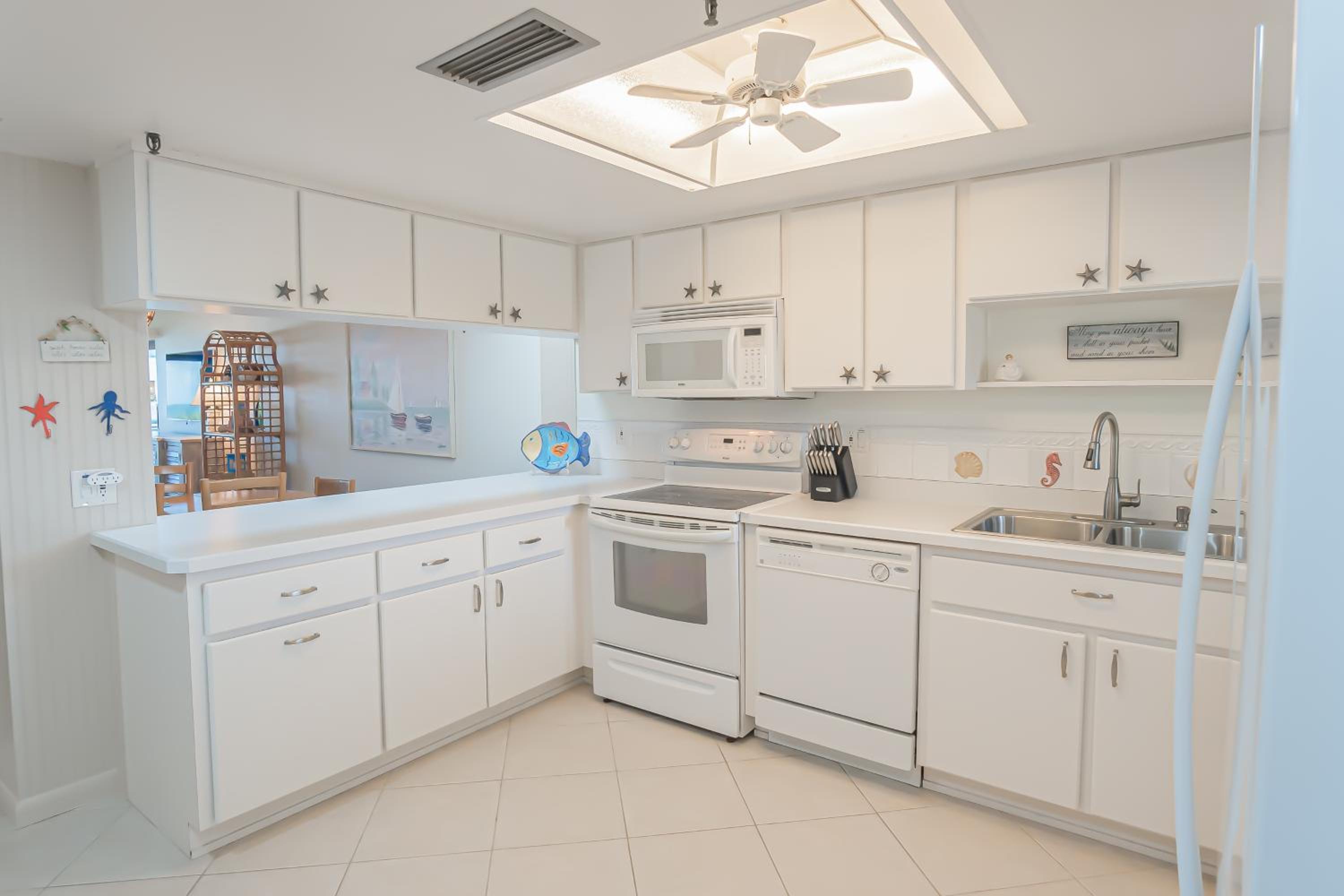 Oceanfront views on no-drive beach with complex pool!