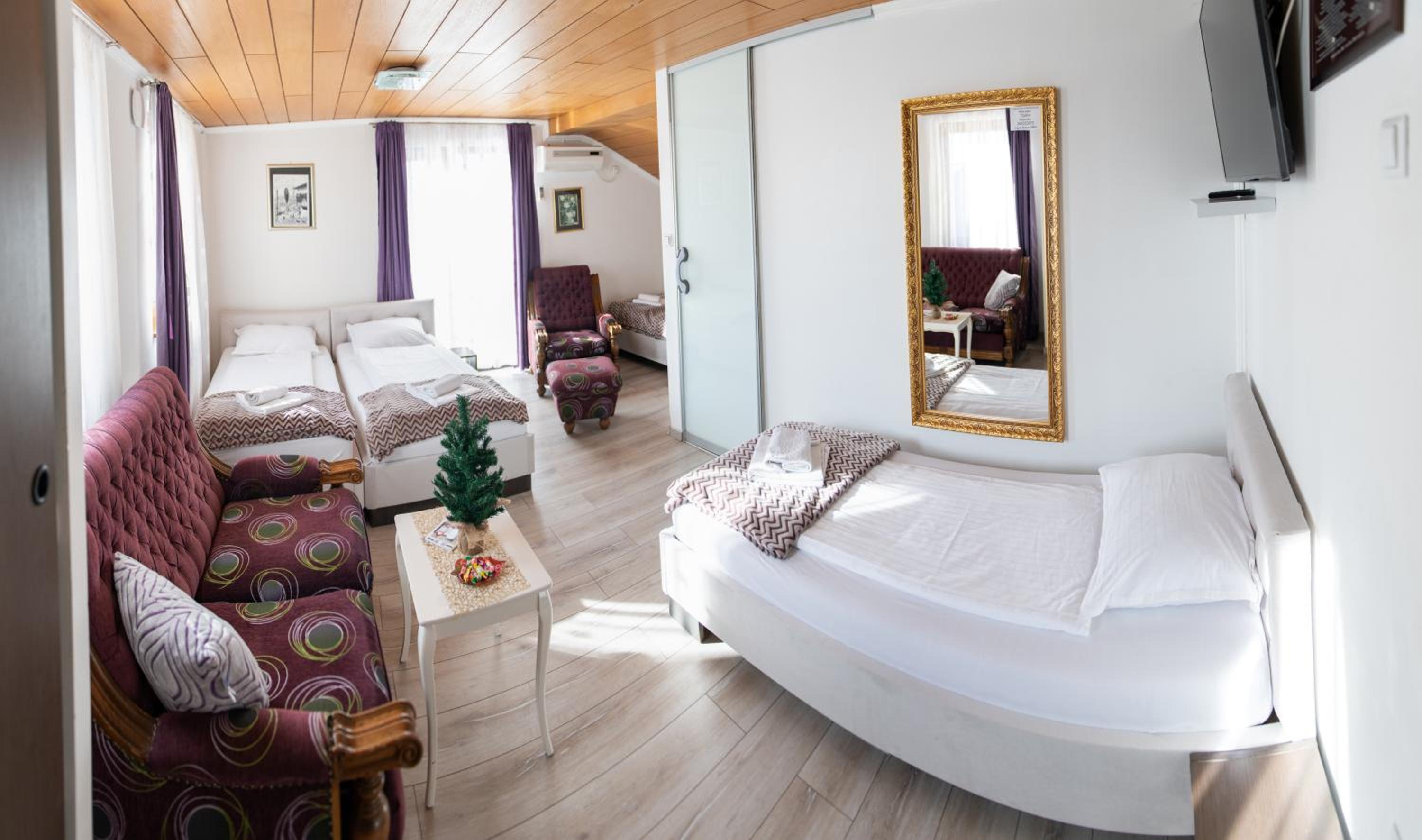 ĆIRO HOTEL -free parking