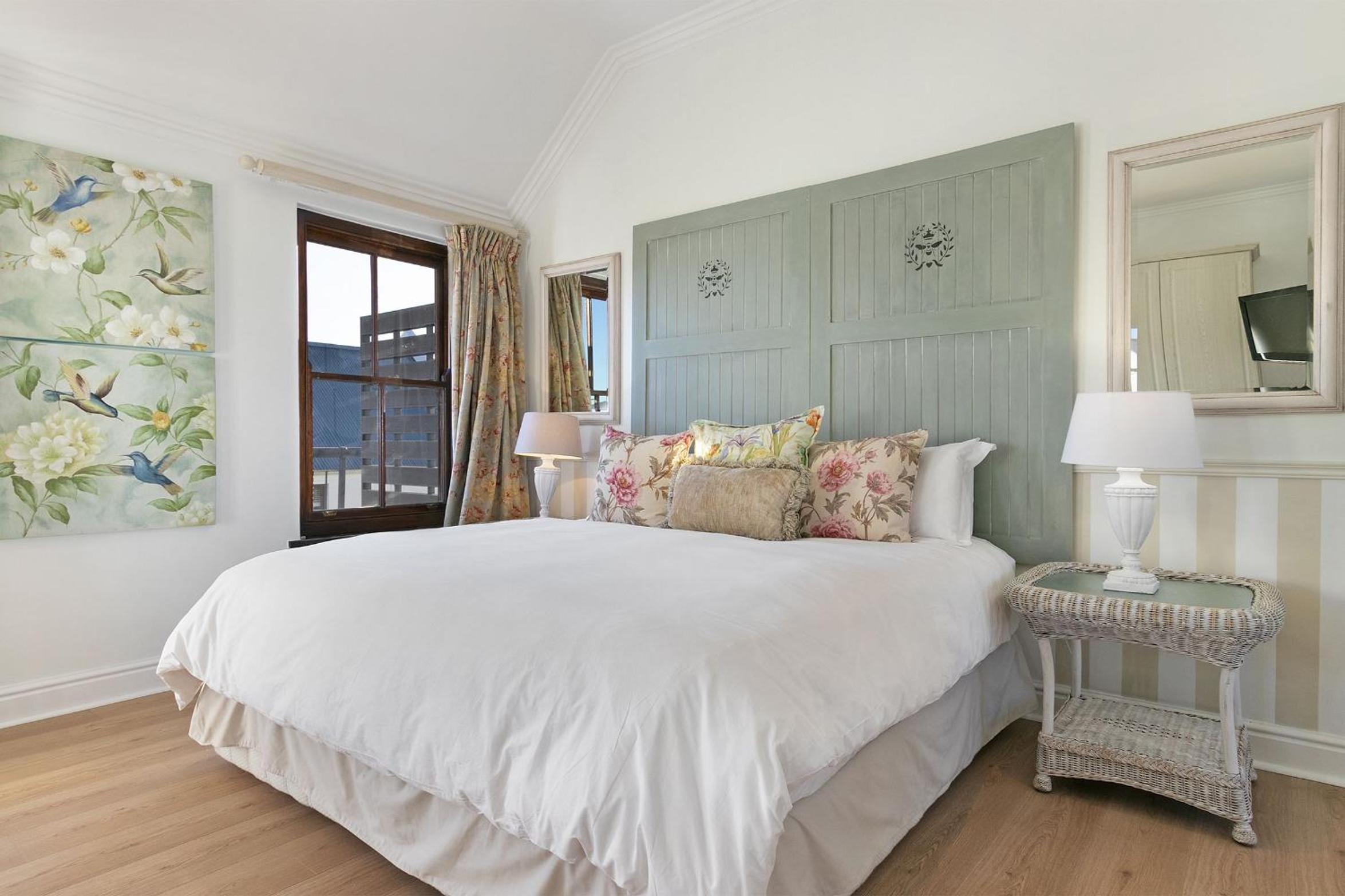 Winelands Golf Lodges 22 view 3
