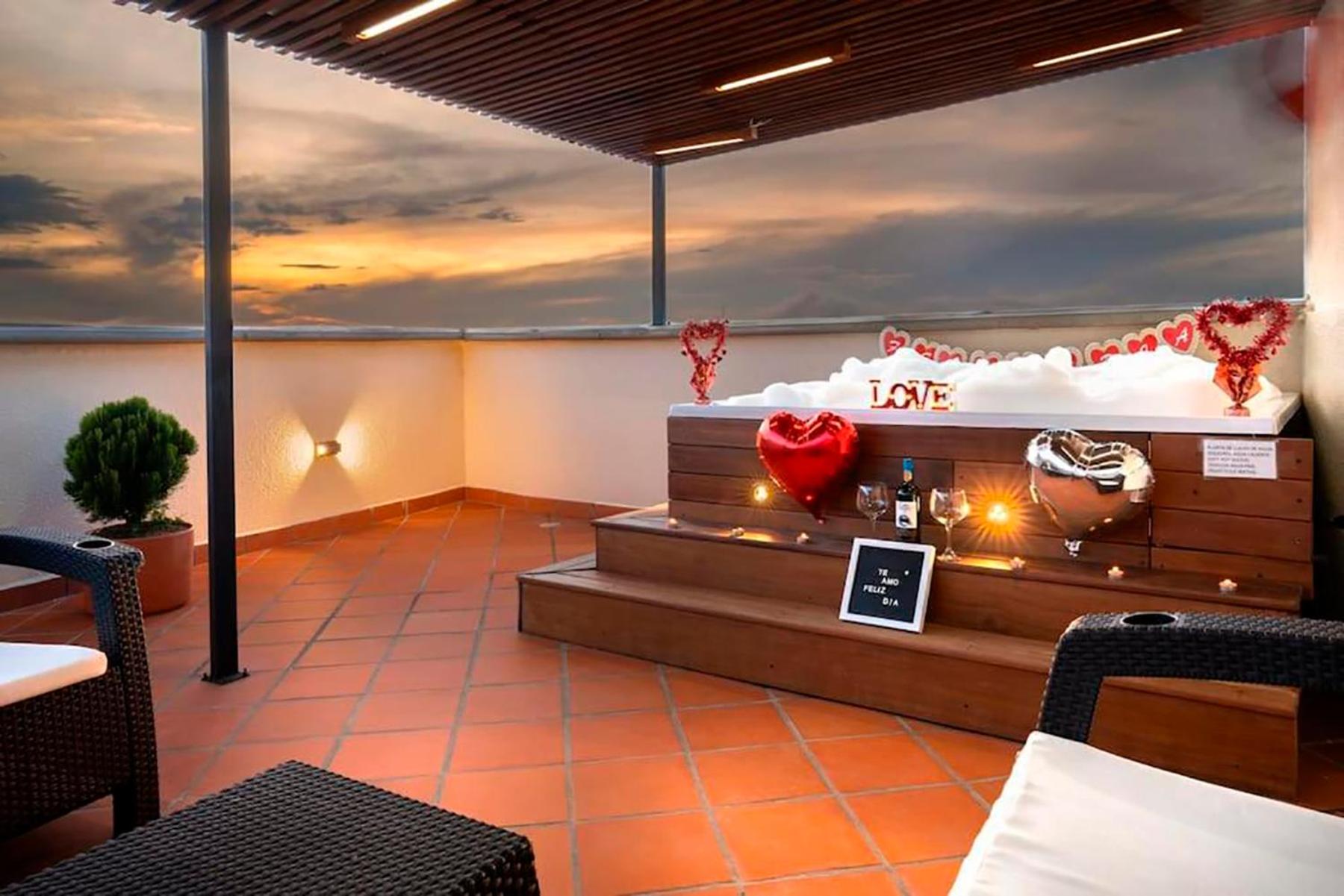 Apartamento 405 - Terraza con Jacuzzi - 3 Habitaciones - Rentas Cortas Gerencial