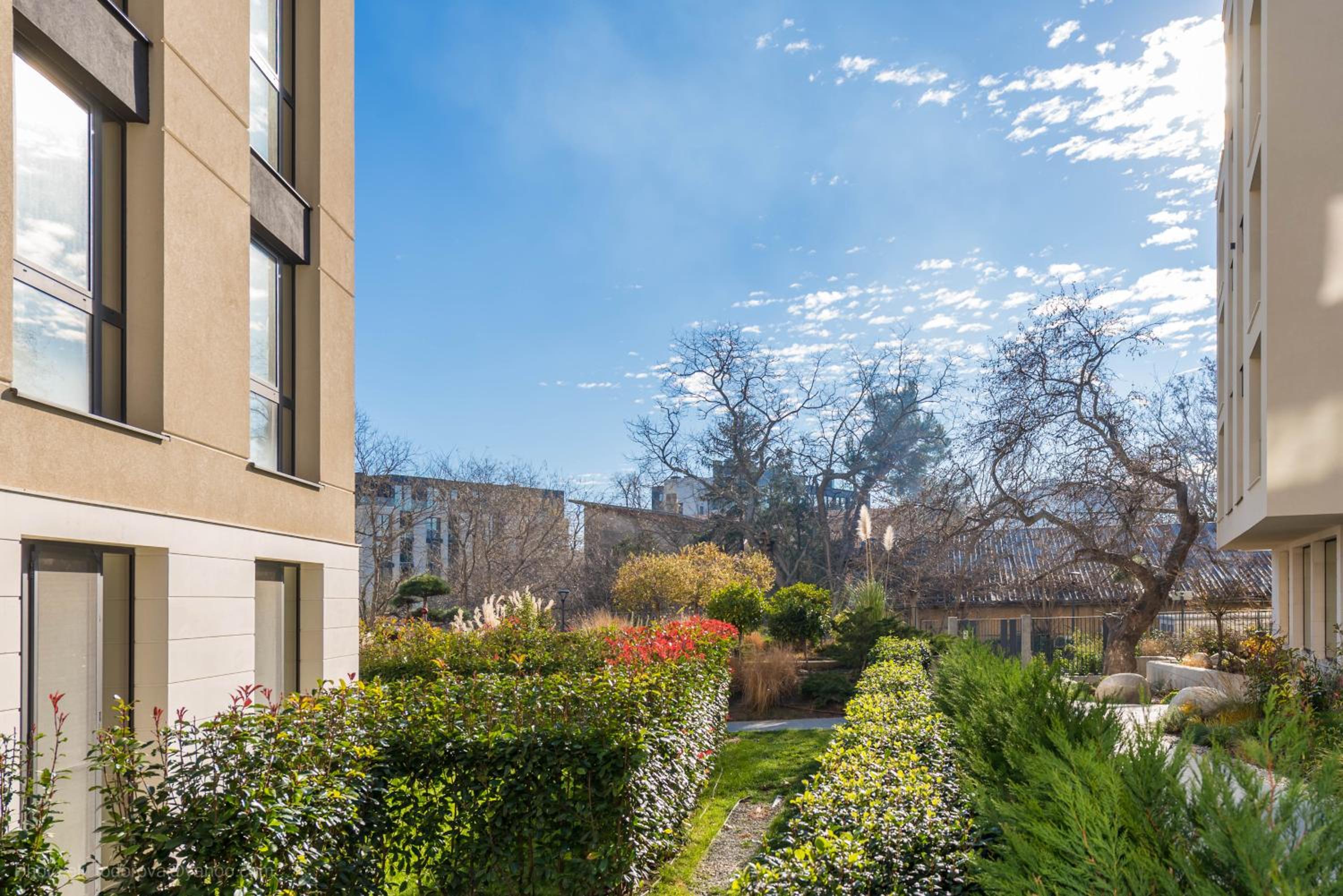 Luxury Apartments in complex Azur - next to the BEACH !