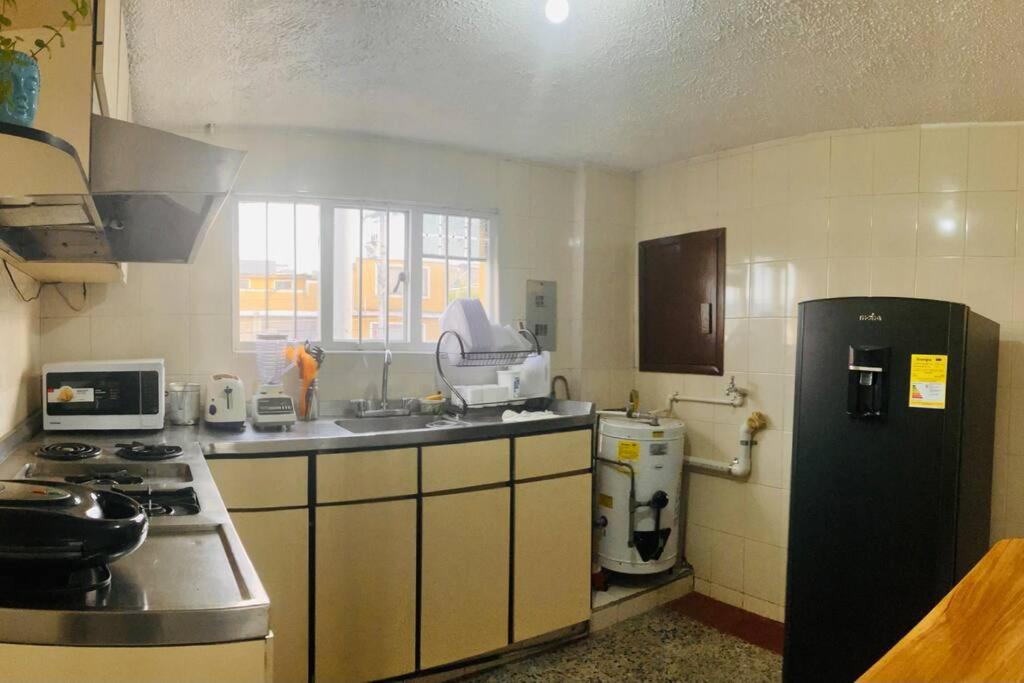 Apartamento JJ Vargas - Vive Claro, Movistar Arena, Campin, Simon Bolivar, Salitre Magico, Centro Alto Rendimiento, Coliseo Deportes