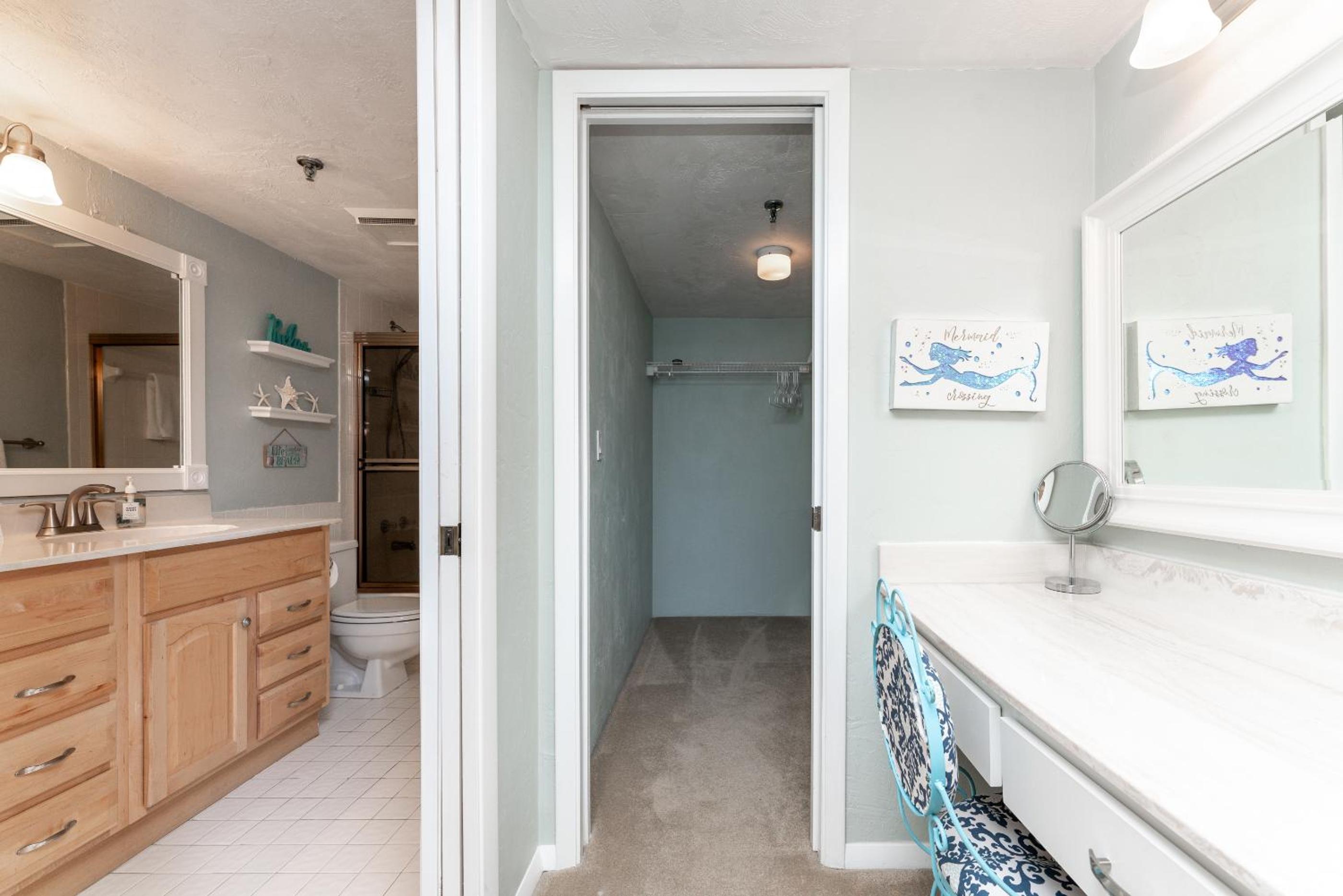 Fabulous ocean and beach views with top complex amenities