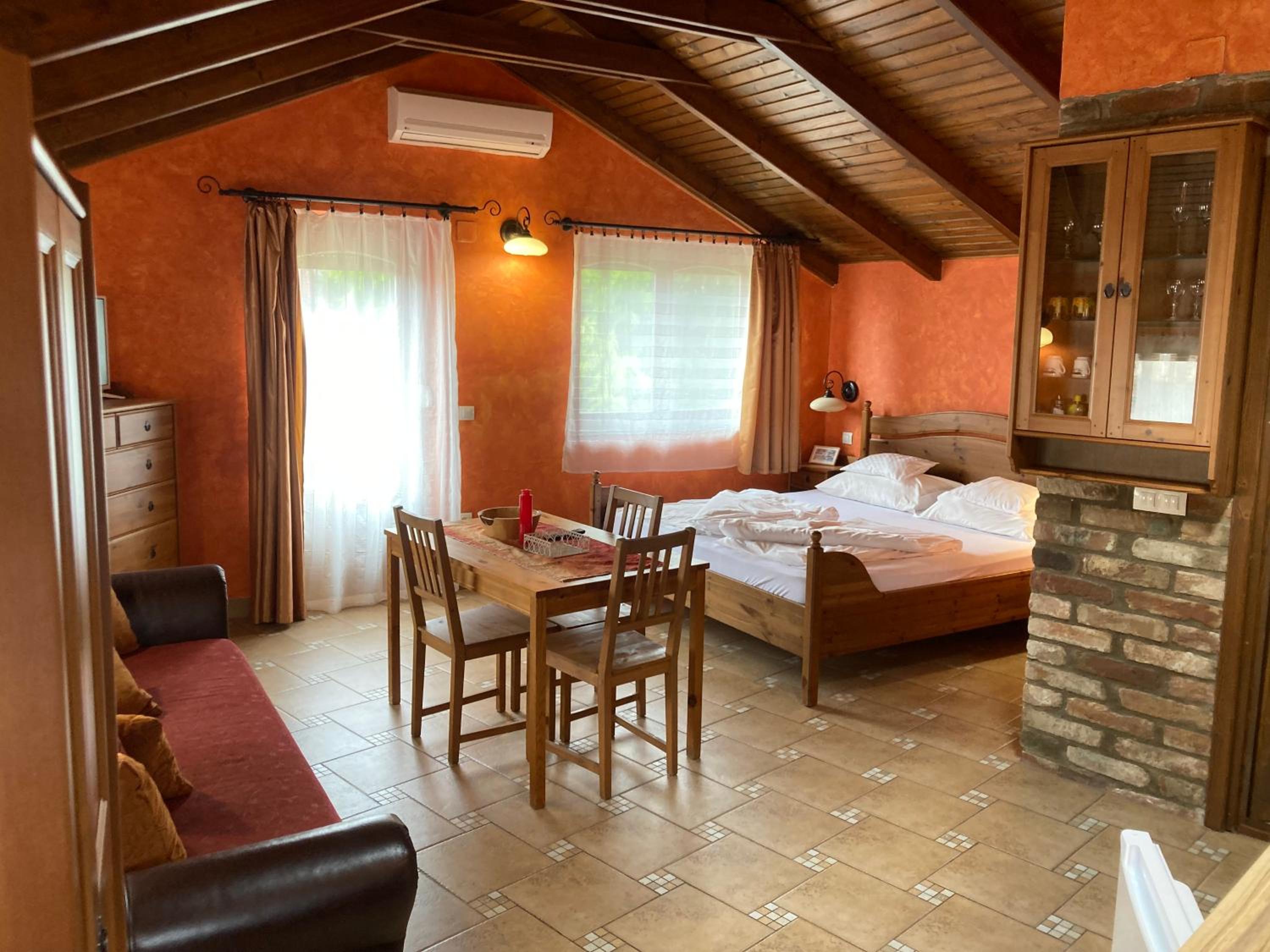 Marcsi Apartmanok