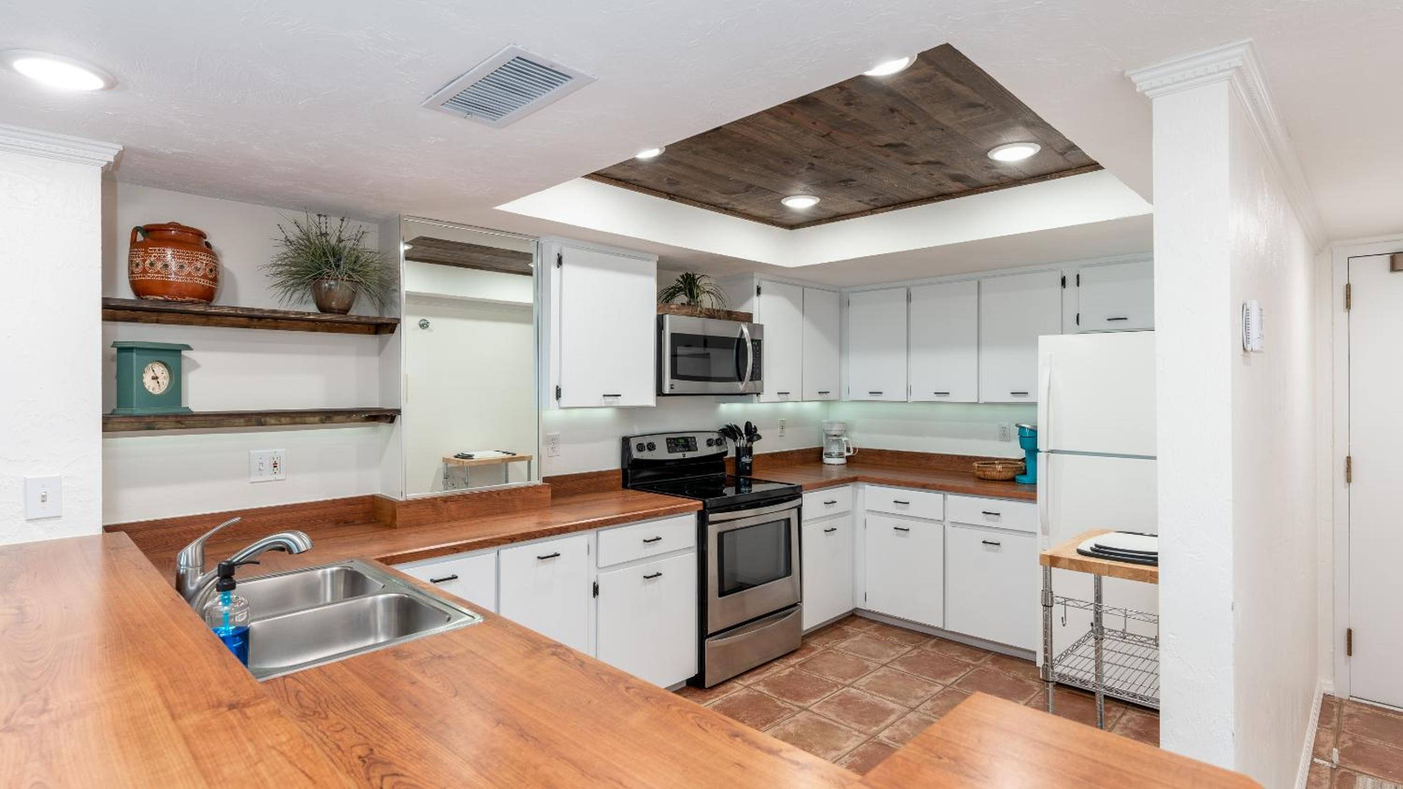 Oceanfront spectacular views with direct beach and pool access!