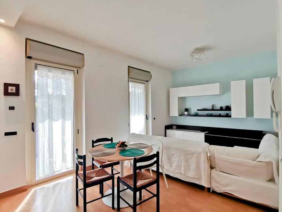 Casa Azzurra - intero appartamento con piscina view 5