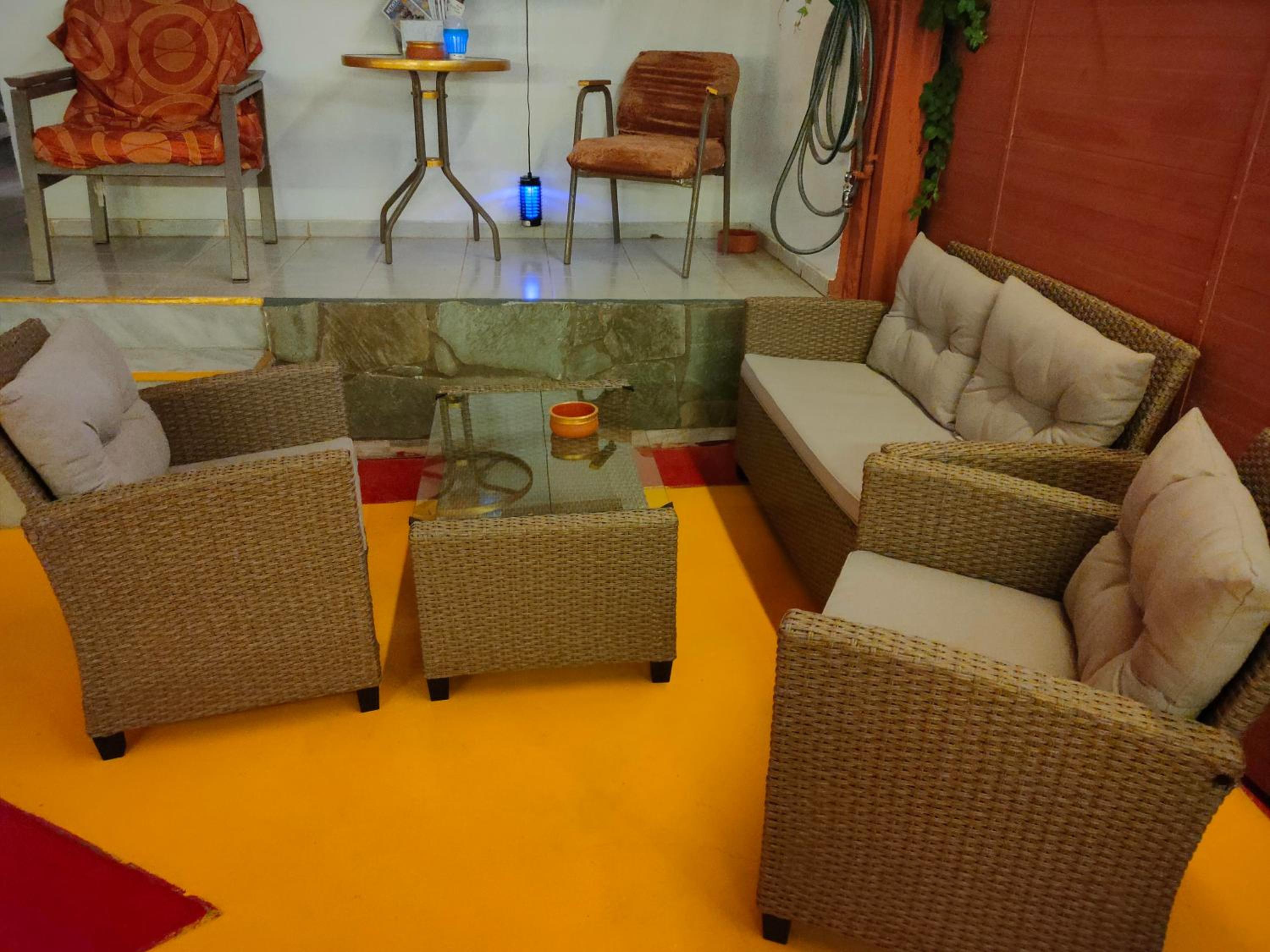 lounge