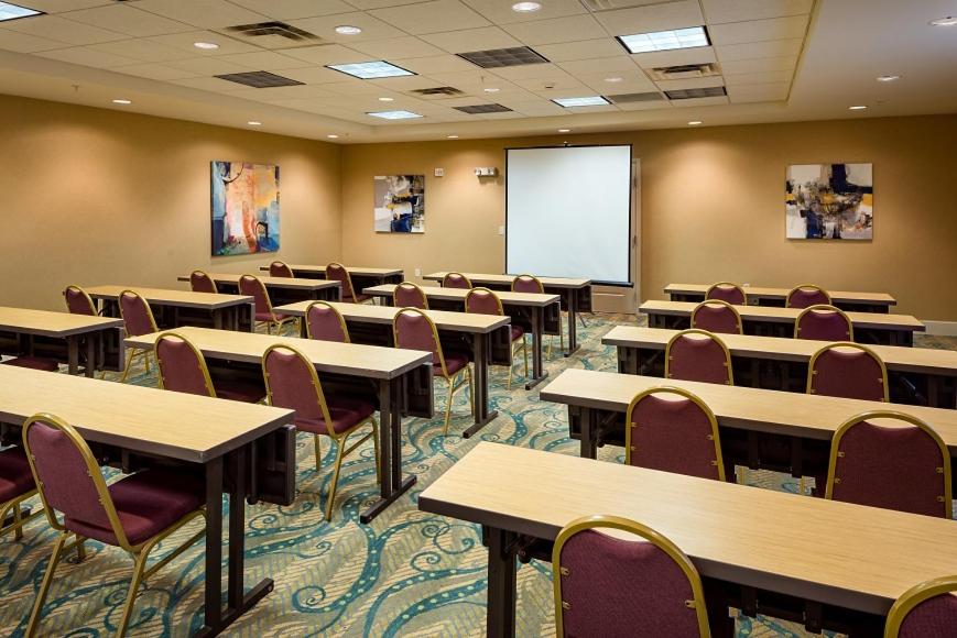 Kennewick Vacations - Hilton Garden Inn Tri-Cities/Kennewick - Property Image 3