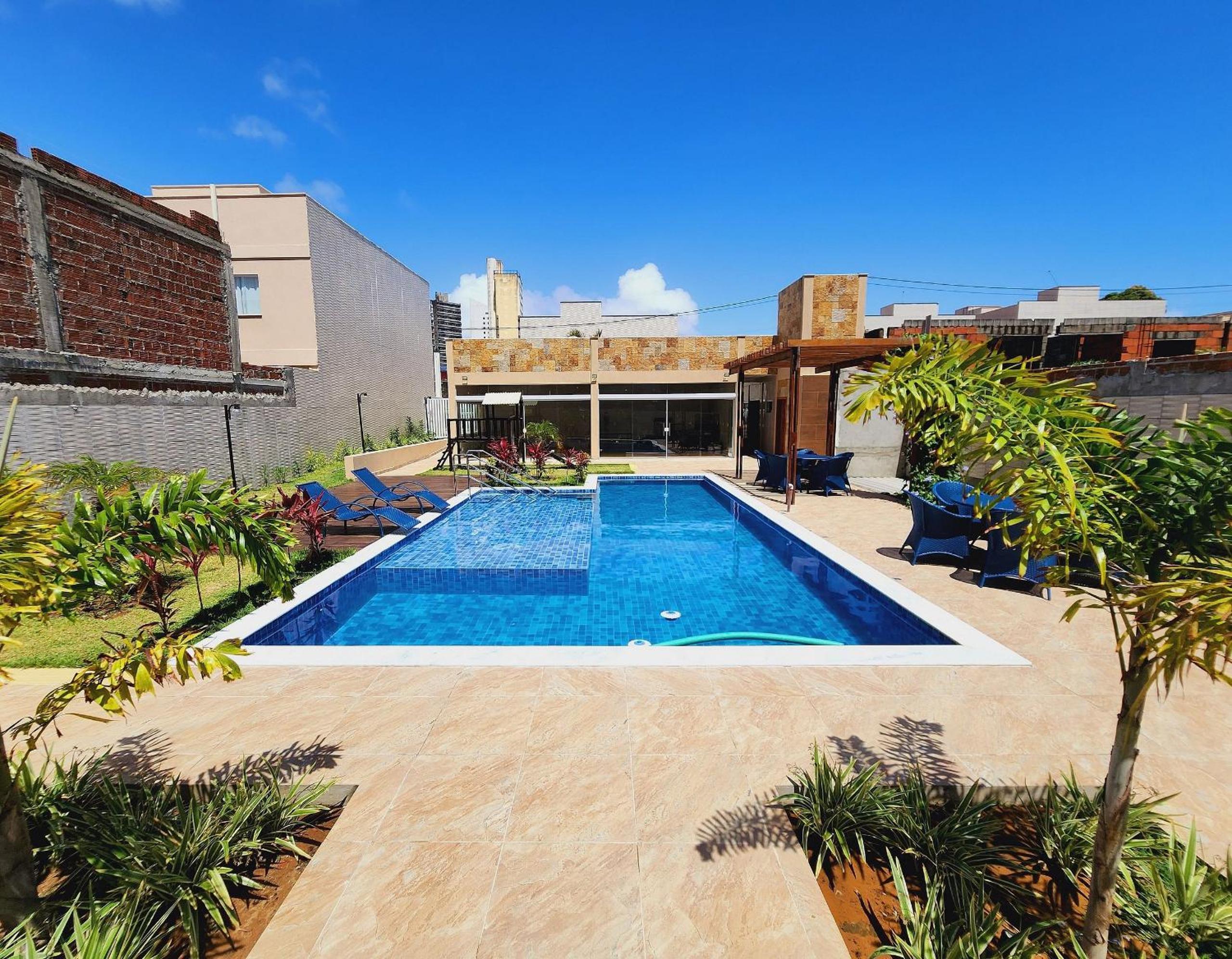 JPN09 - Duplex em cond. fechado próx. à praia