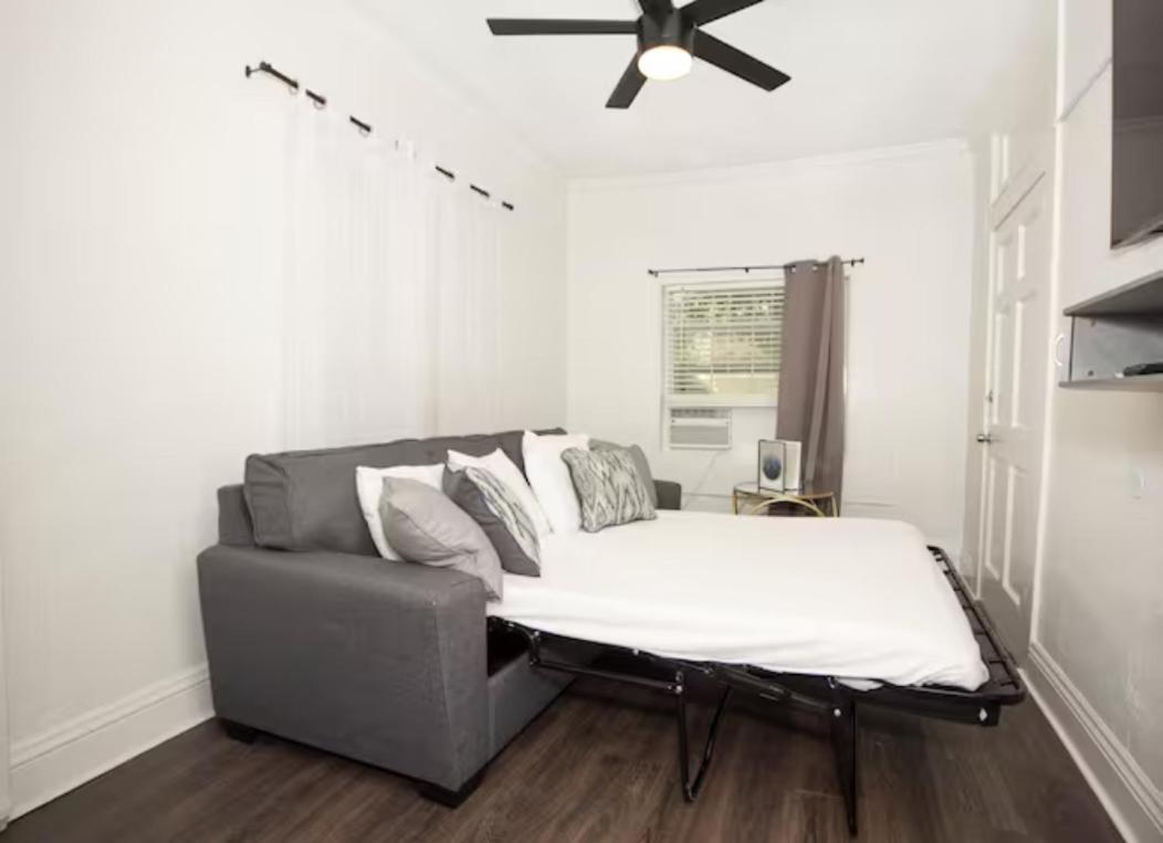 Modern Westshore