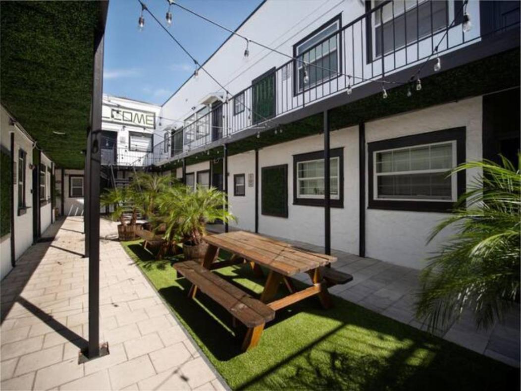 Modern Westshore