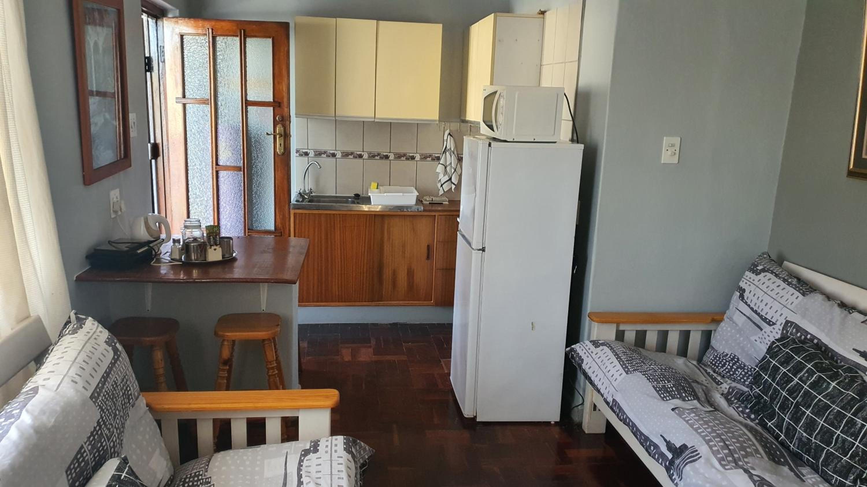 Strand Holiday Home 3 view 4